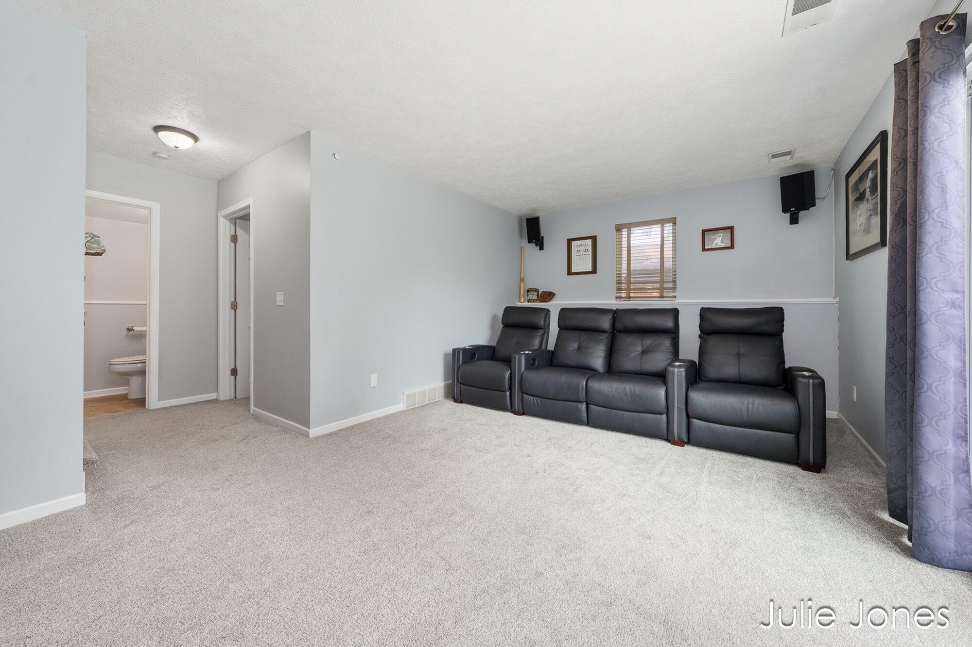 1554 Wakely Street NE Grand Rapids MI 49505