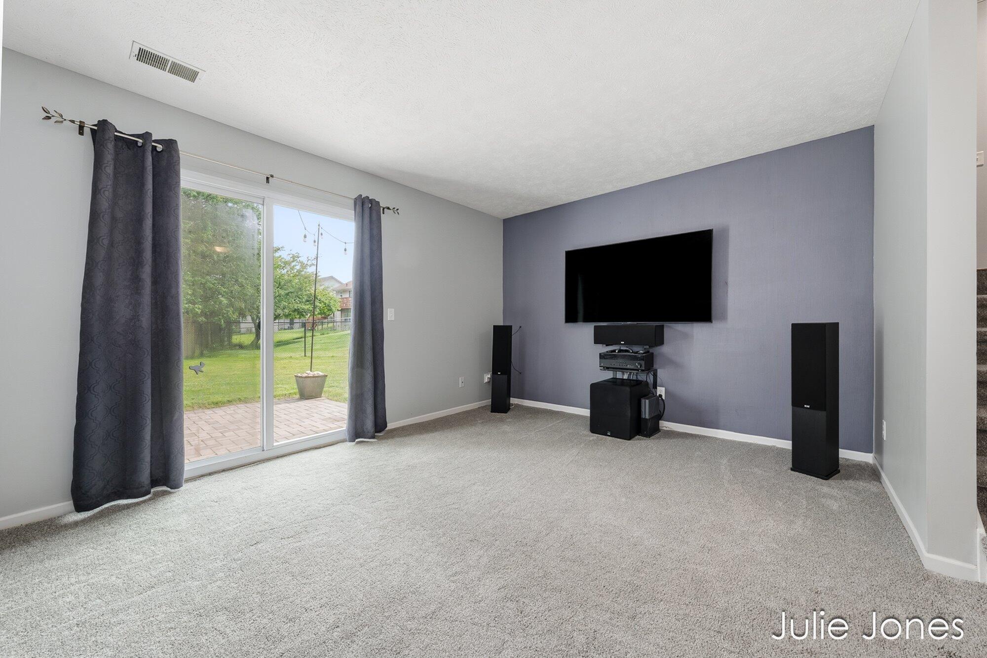 1554 Wakely Street NE Grand Rapids MI 49505