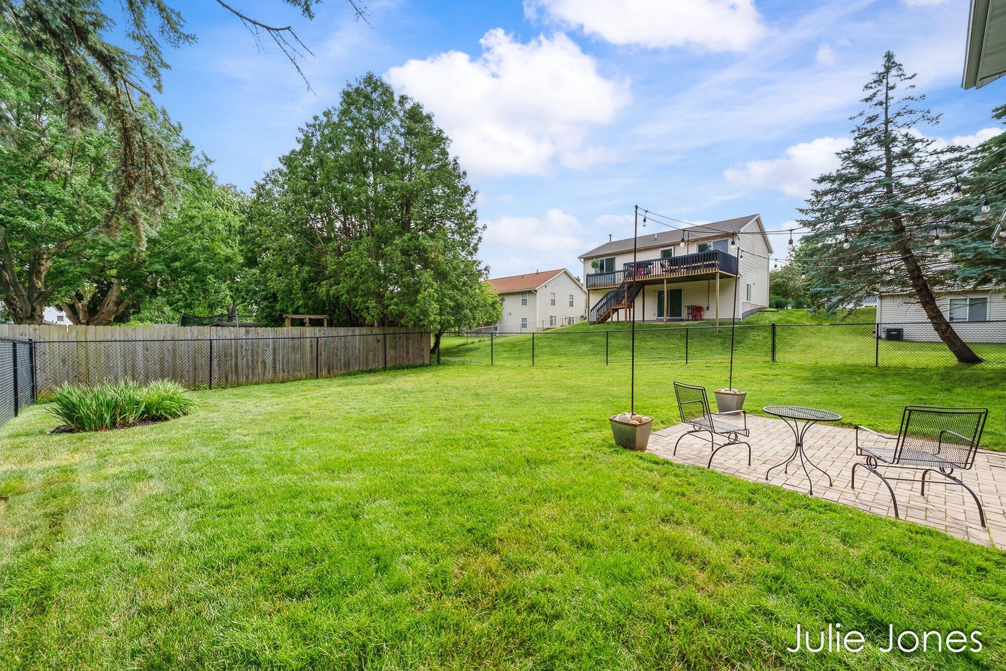 1554 Wakely Street NE Grand Rapids MI 49505