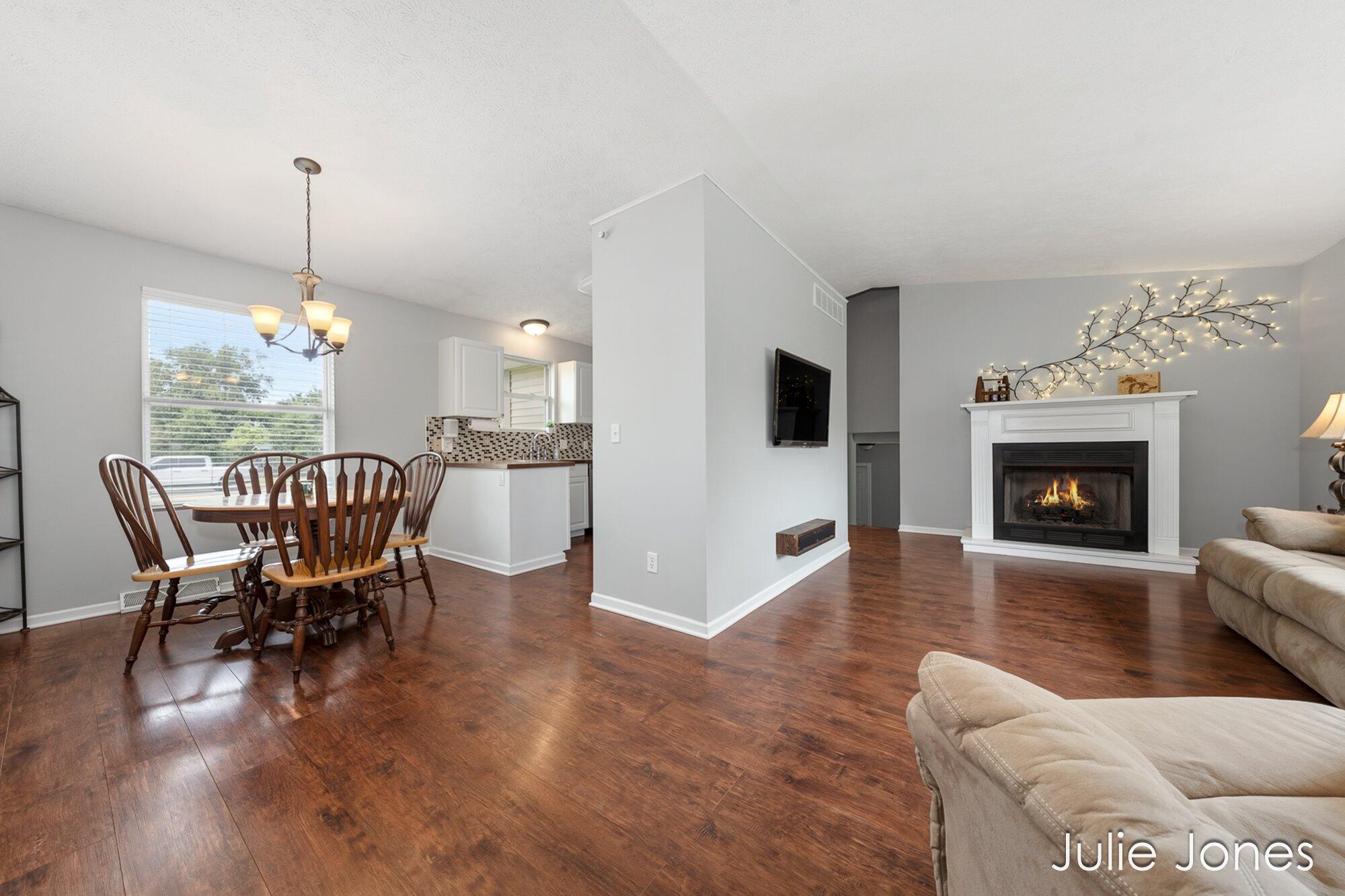 1554 Wakely Street NE Grand Rapids MI 49505