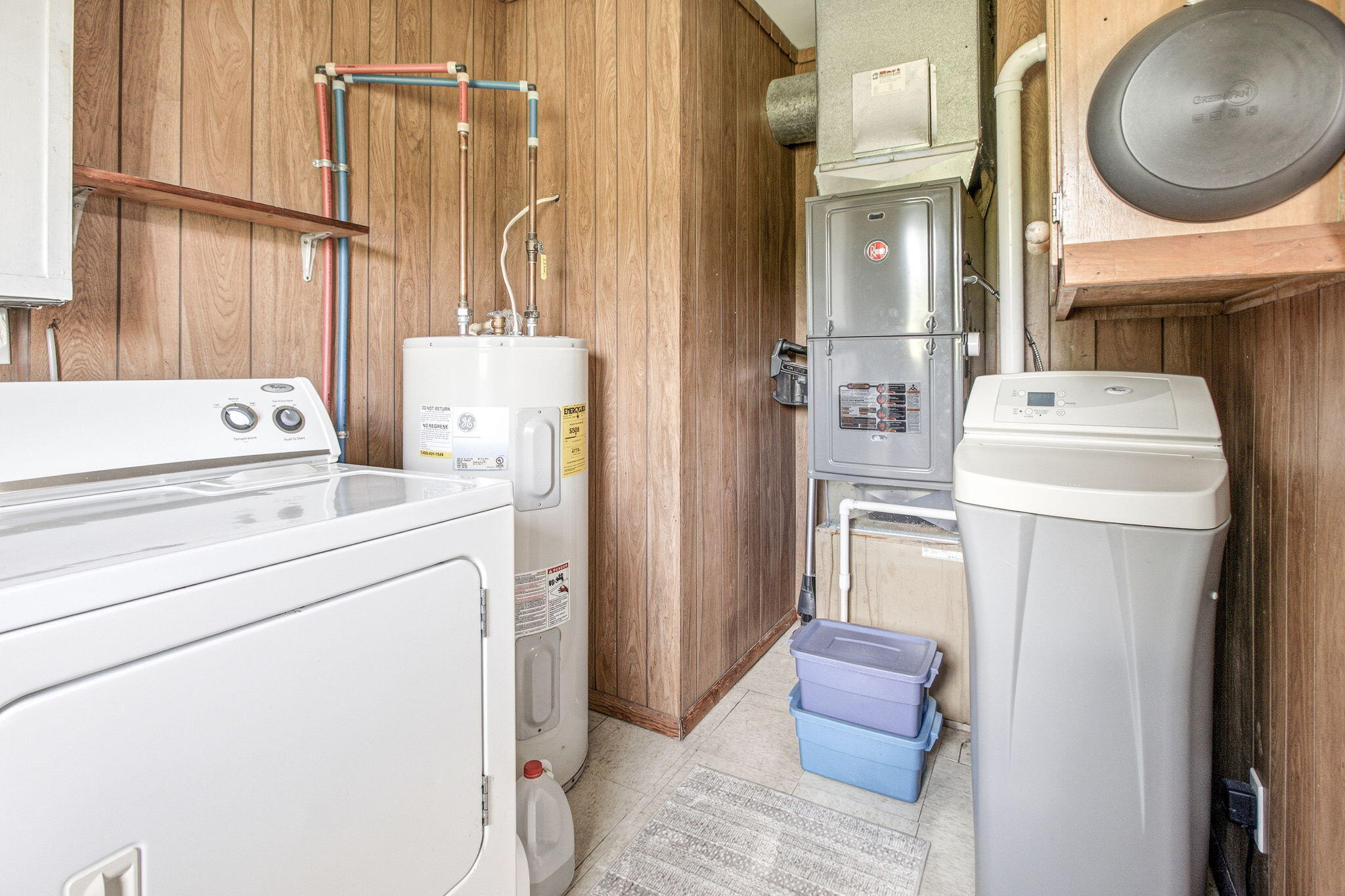 2015 Gaines Drive Benton Harbor MI 49022