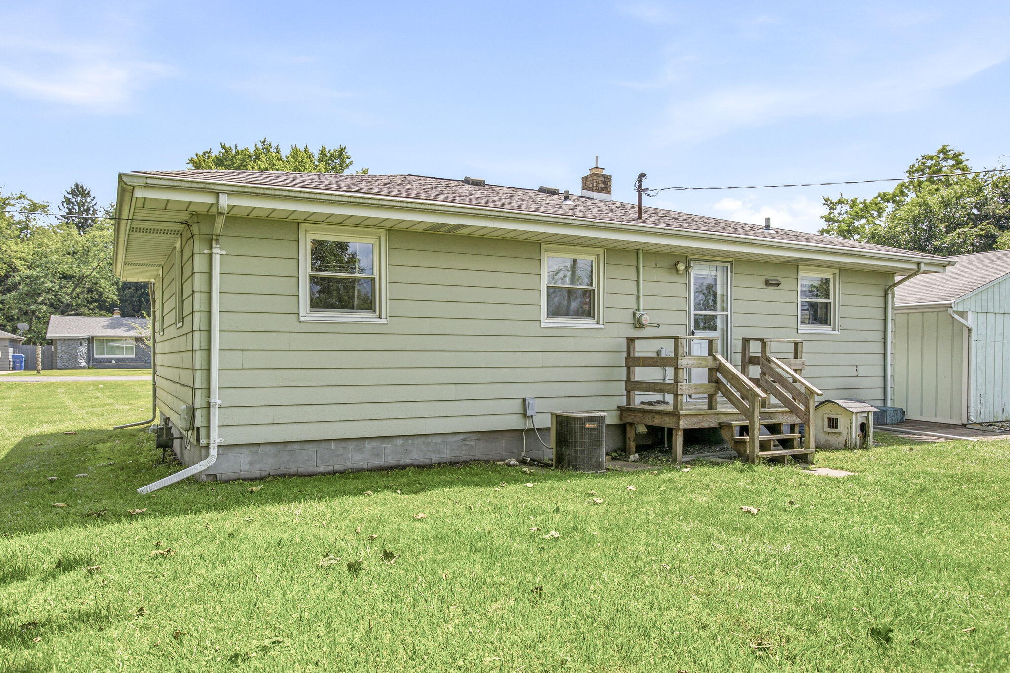 2015 Gaines Drive Benton Harbor MI 49022