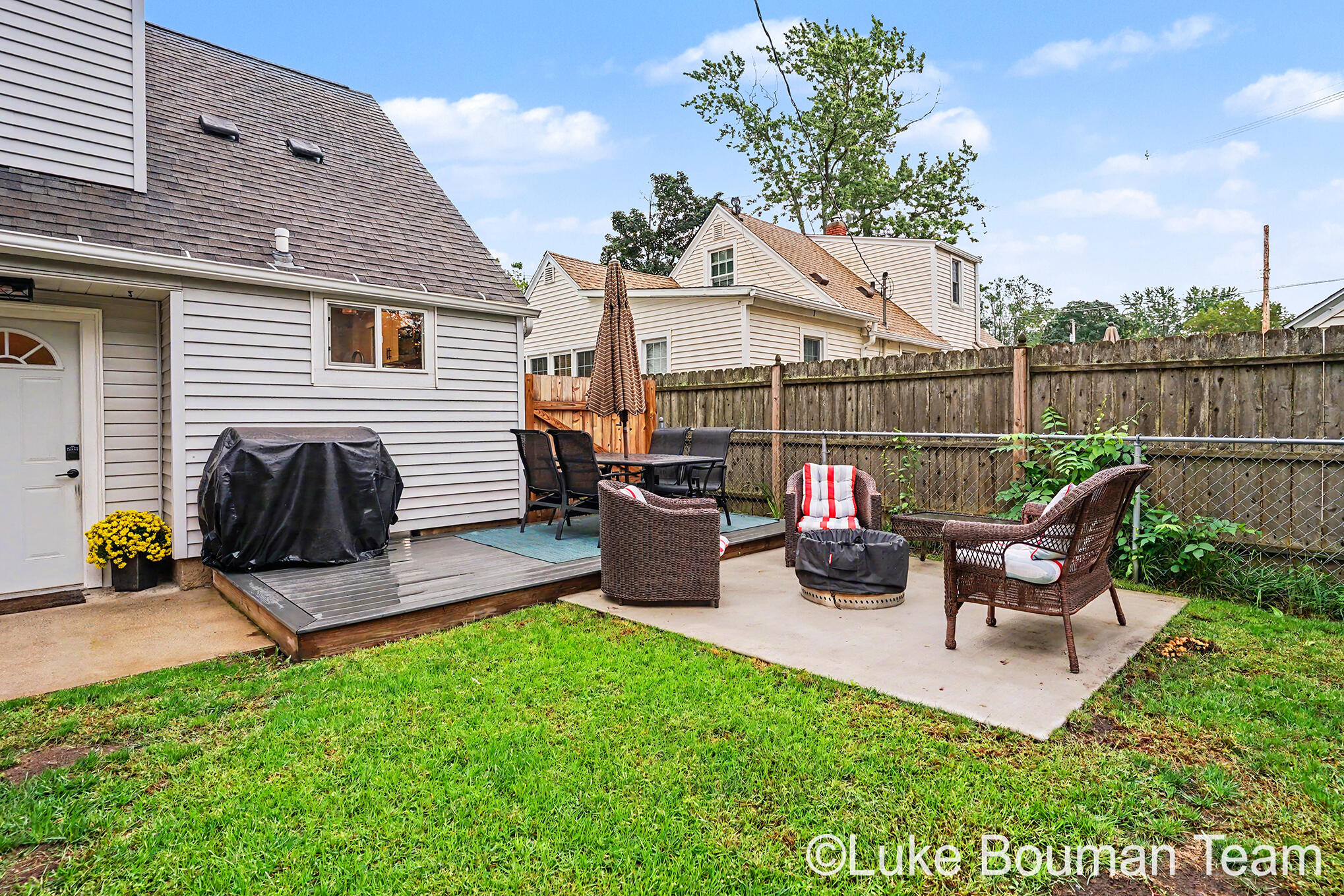 762 Myrtle Avenue Holland MI 49423