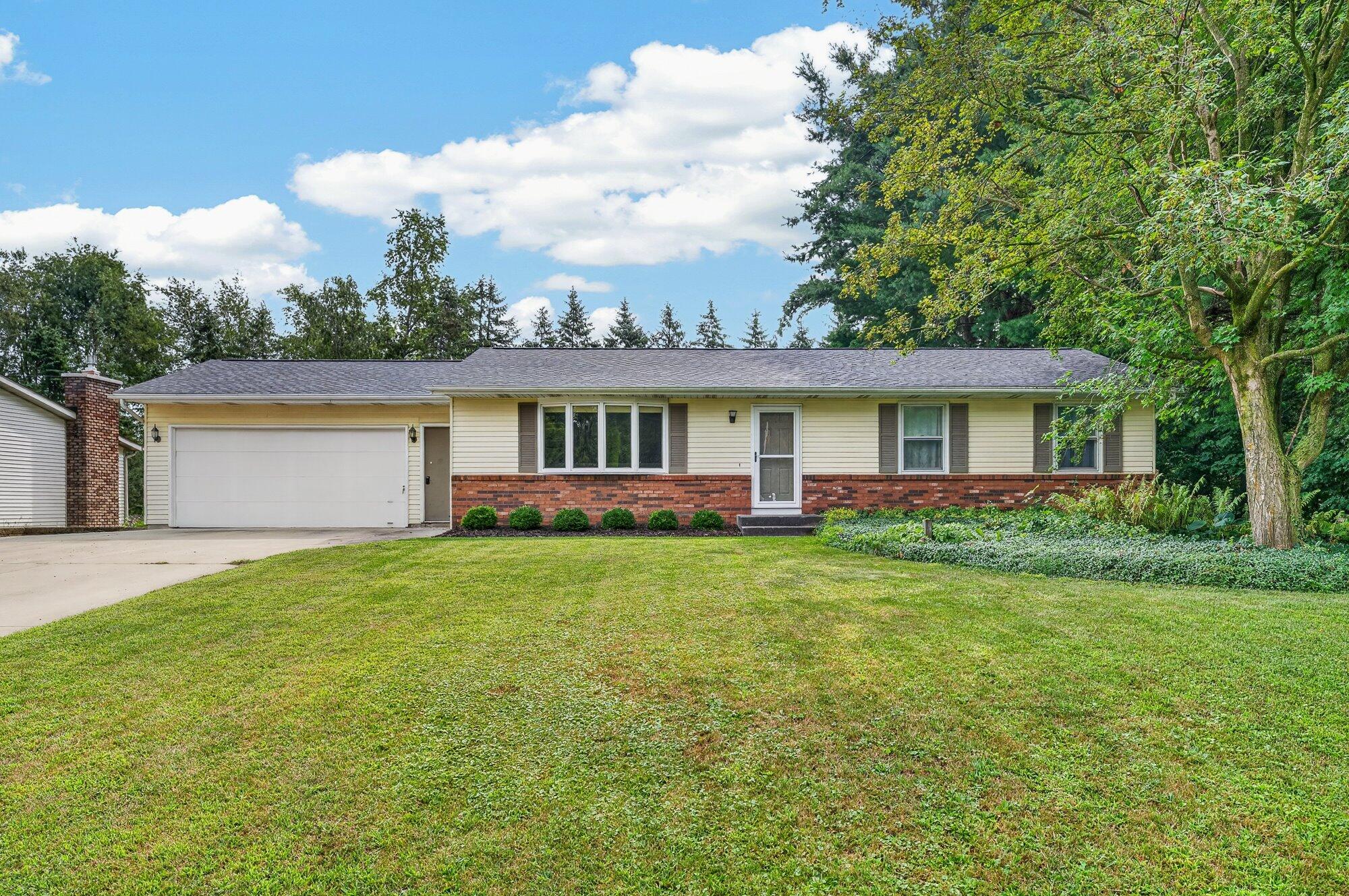 5036 Lands End Drive Kalamazoo MI 49009