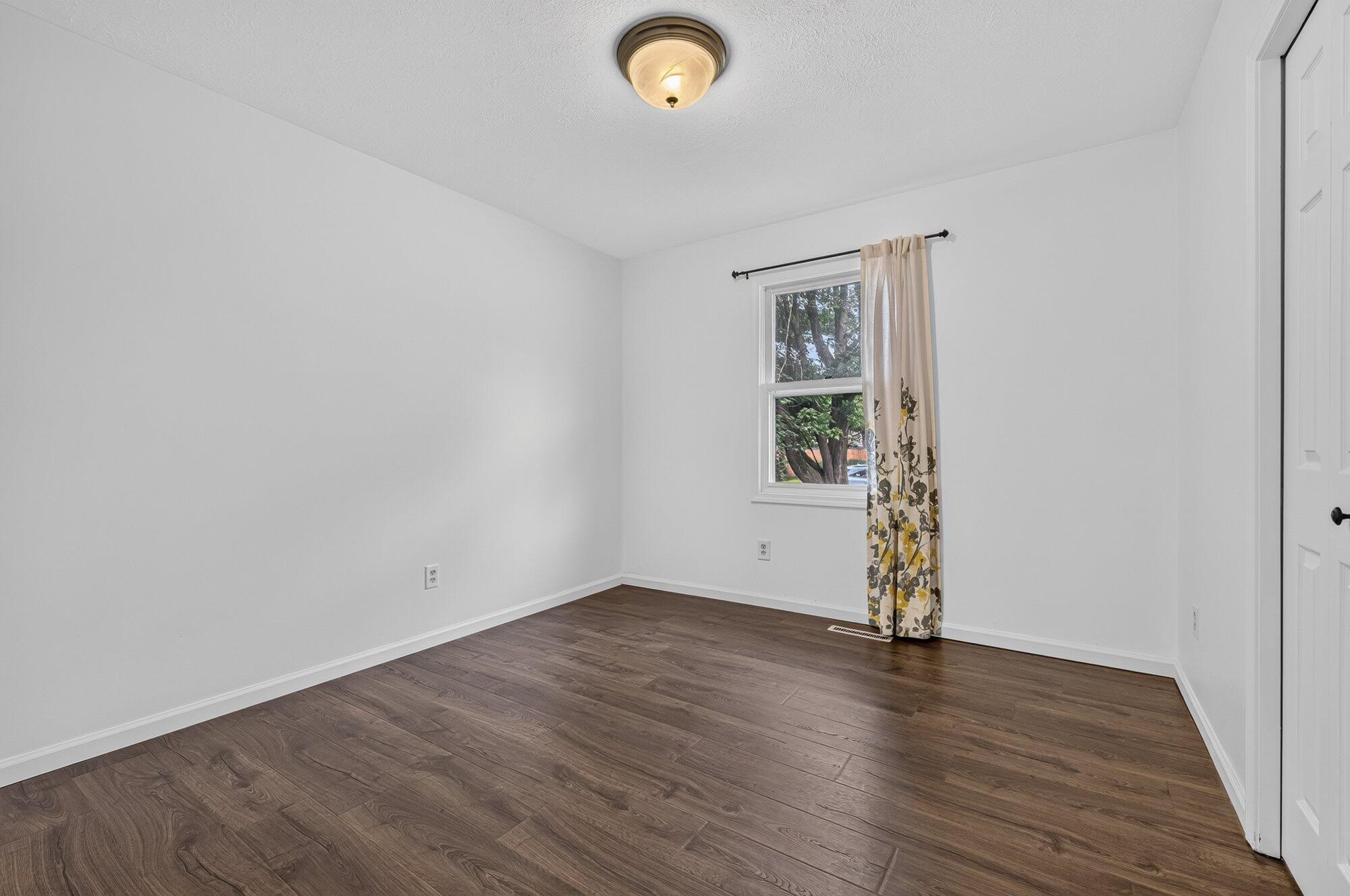 5036 Lands End Drive Kalamazoo MI 49009