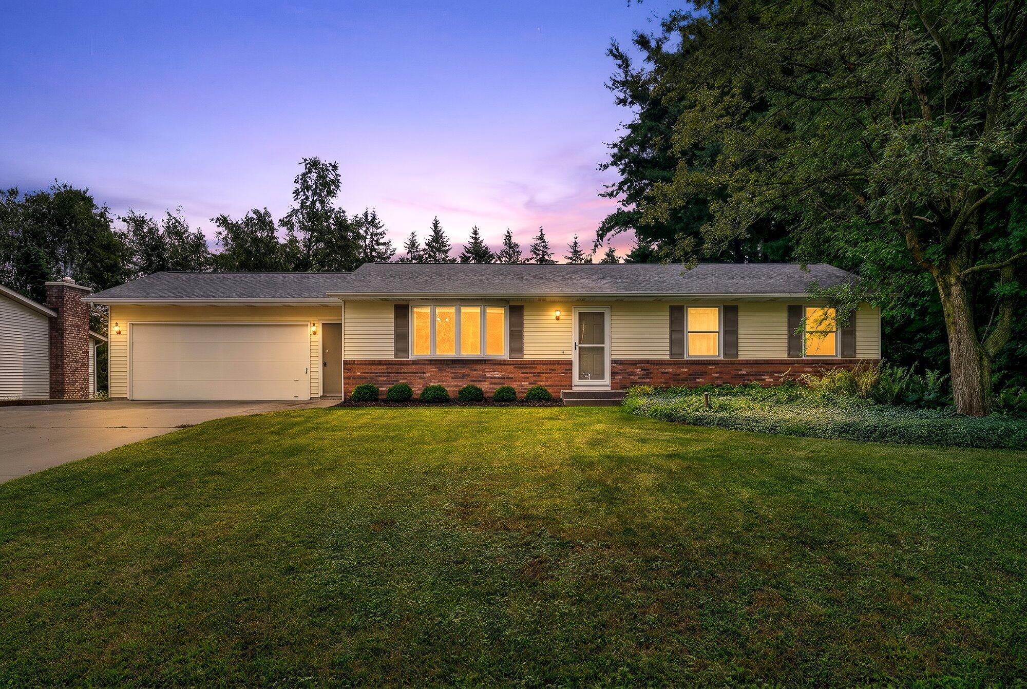 5036 Lands End Drive Kalamazoo MI 49009