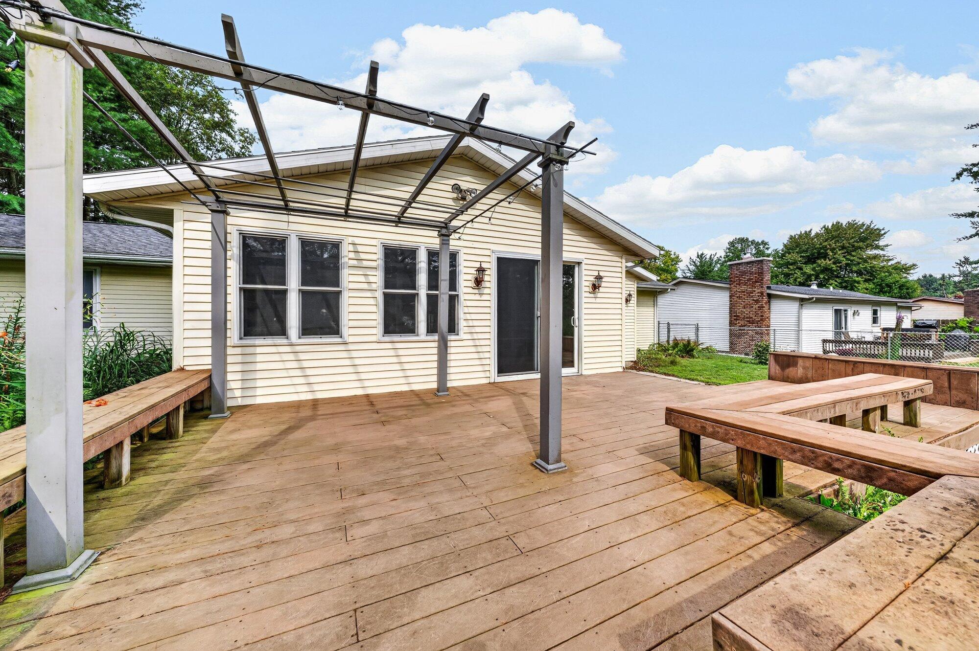 5036 Lands End Drive Kalamazoo MI 49009