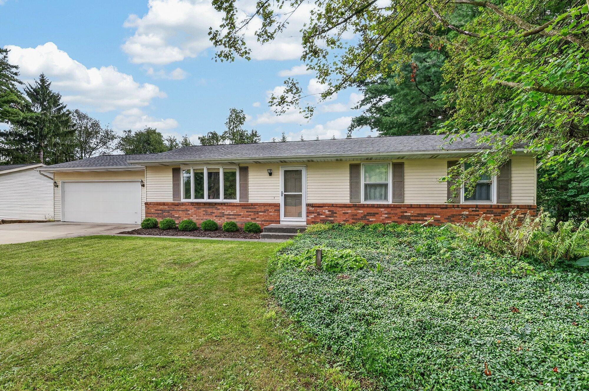 5036 Lands End Drive Kalamazoo MI 49009