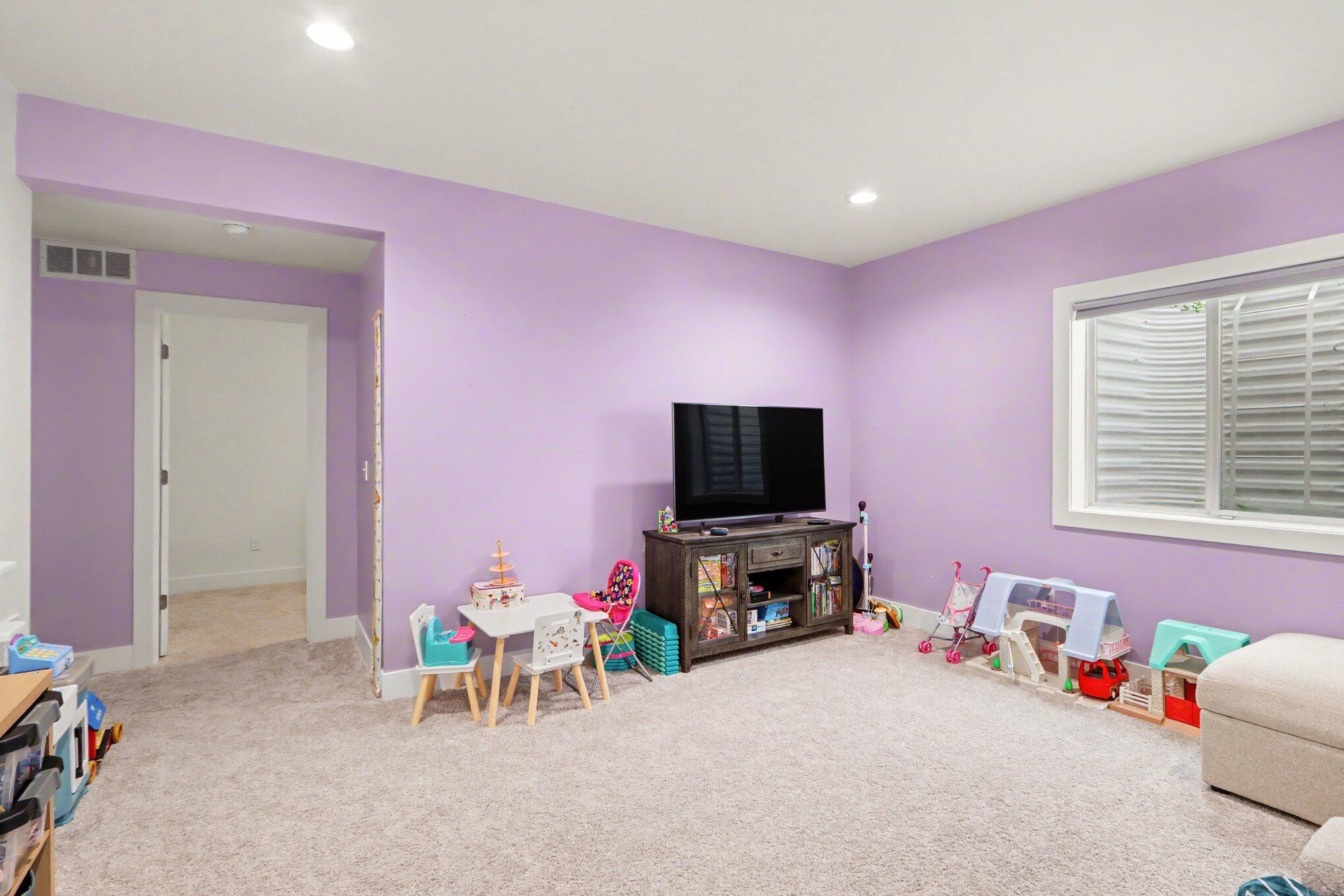 1436 N 3rd Street Kalamazoo MI 49009