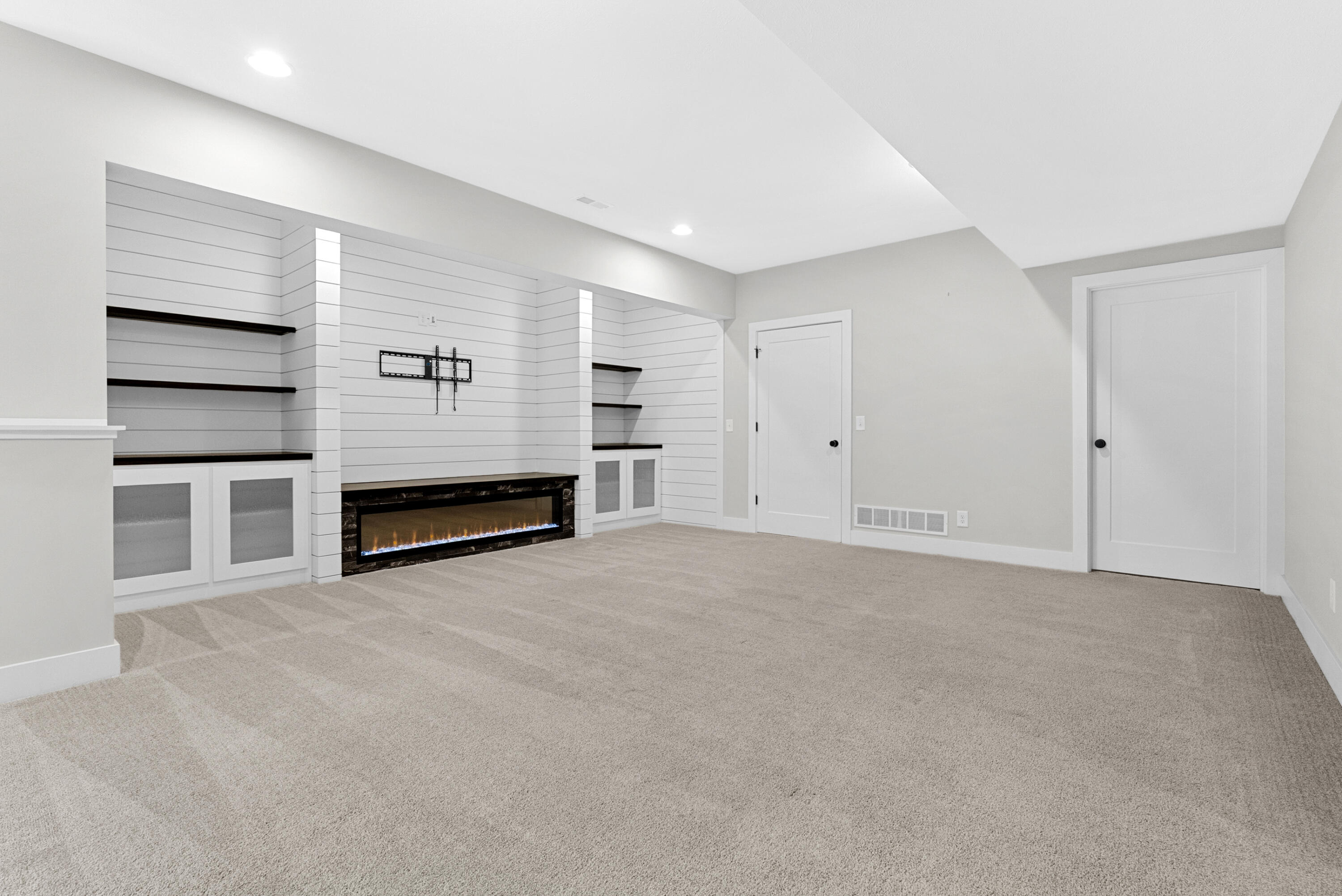 5414 Bradley Court Kalamazoo MI 49009
