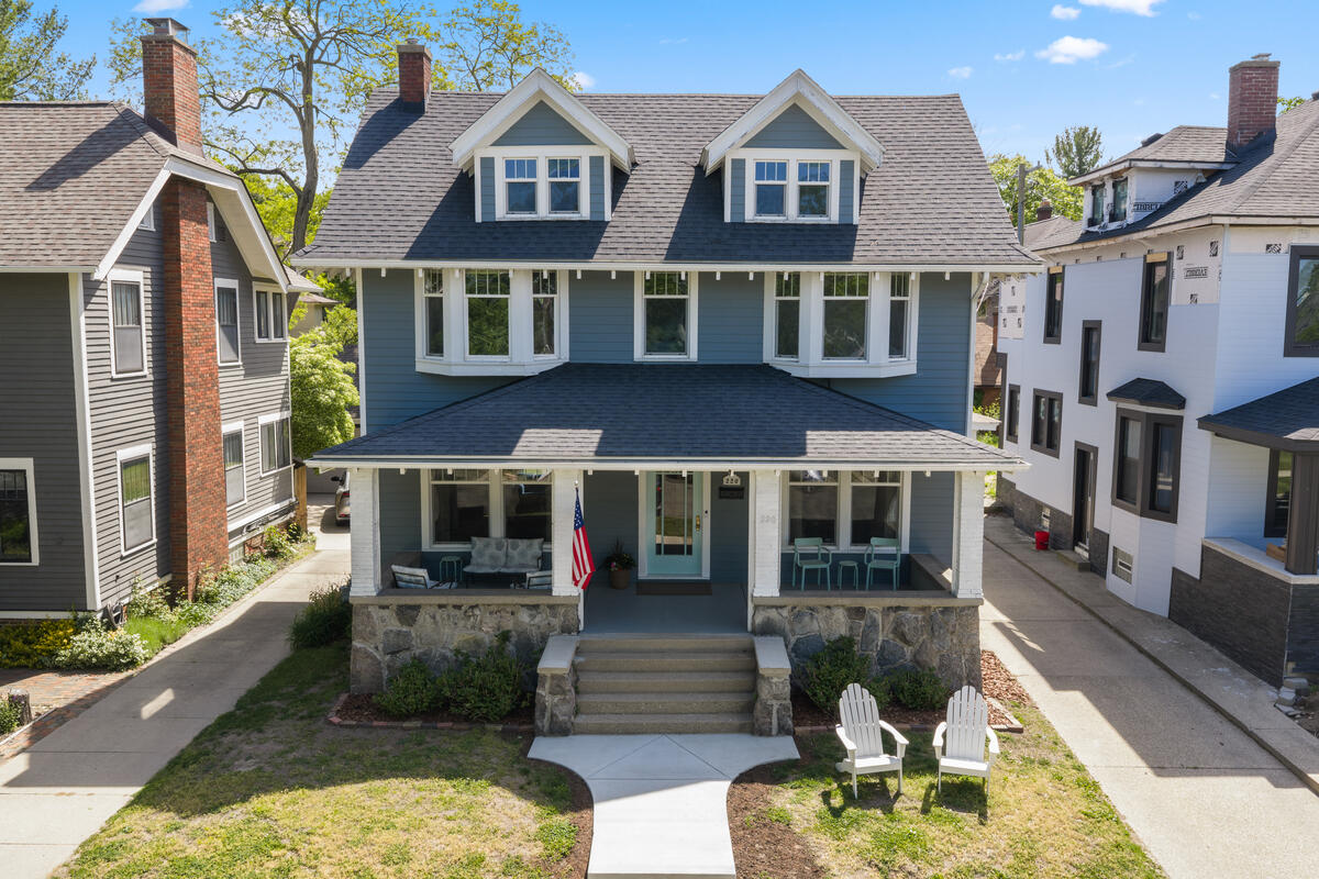 220 Hampton Avenue SE Grand Rapids MI 49506