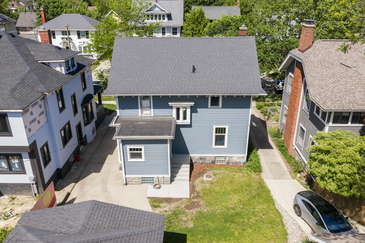 220 Hampton Avenue SE Grand Rapids MI 49506
