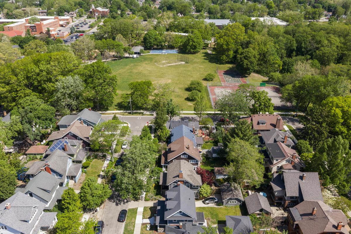 220 Hampton Avenue SE Grand Rapids MI 49506
