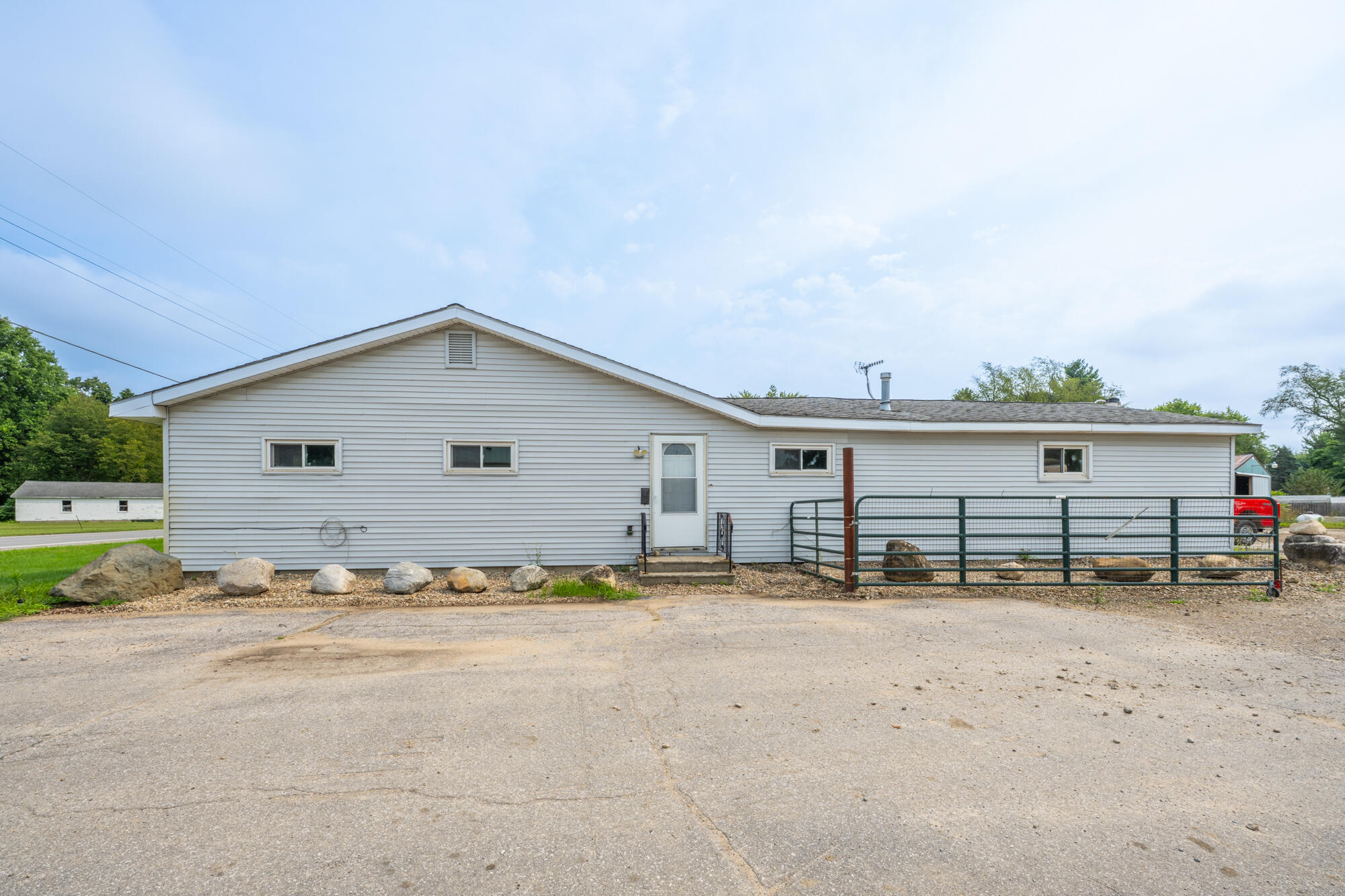 4617 Paw Paw Lake Road Coloma MI 49038