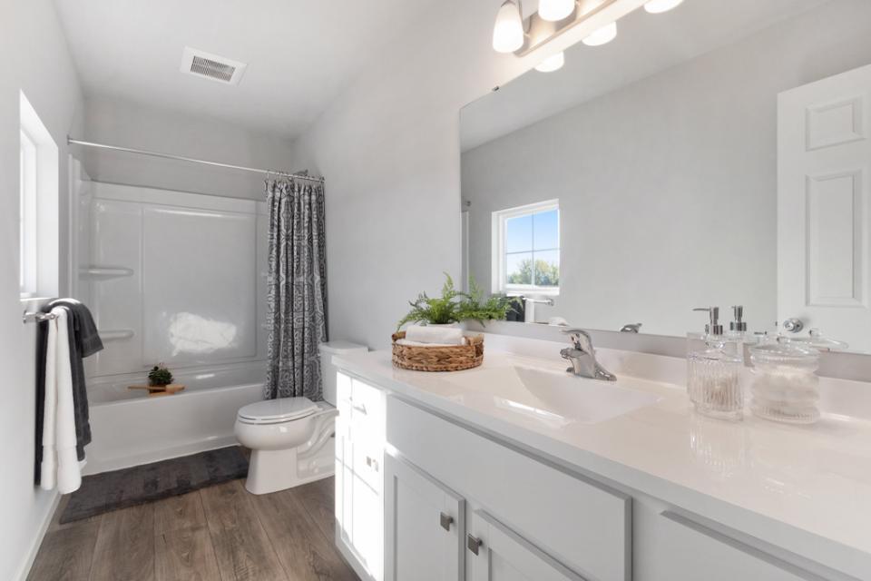 171 Peppermint Drive Holland MI 49423