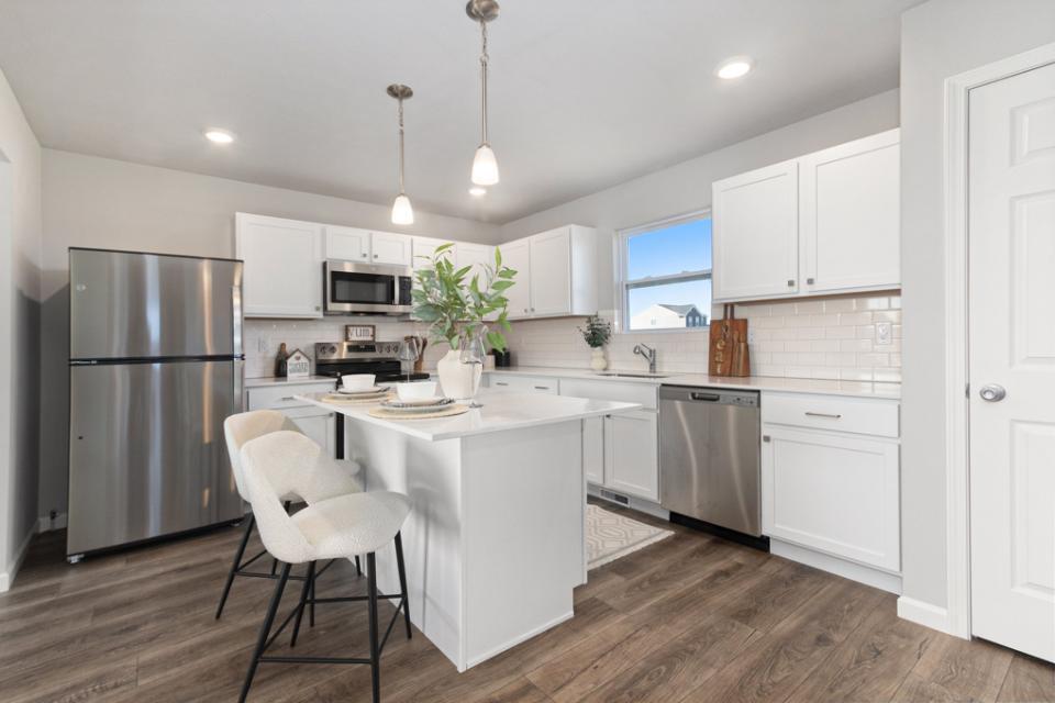 171 Peppermint Drive Holland MI 49423