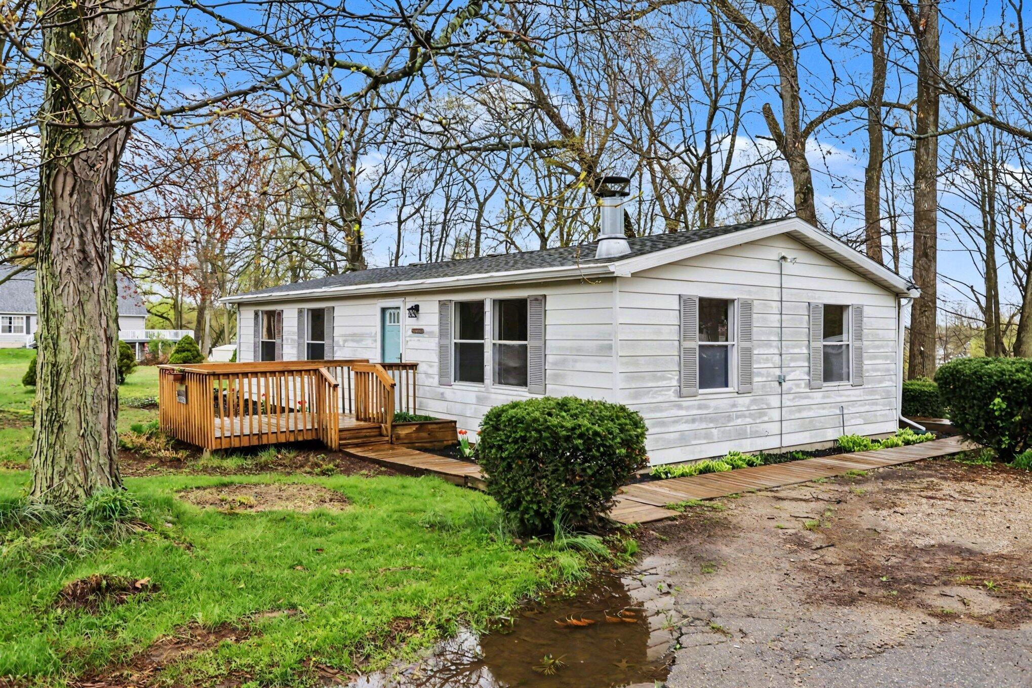 33320 Ridenour Road Dowagiac MI 49047