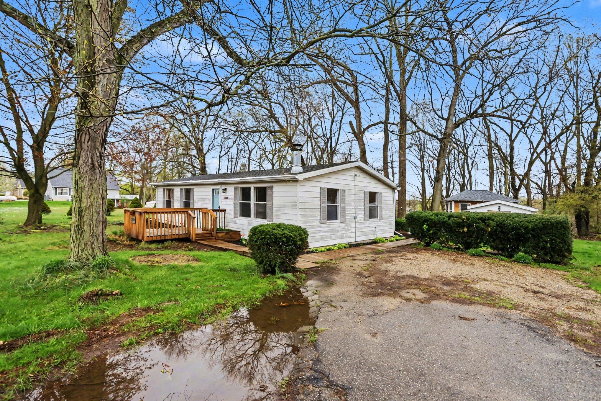 33320 Ridenour Road Dowagiac MI 49047
