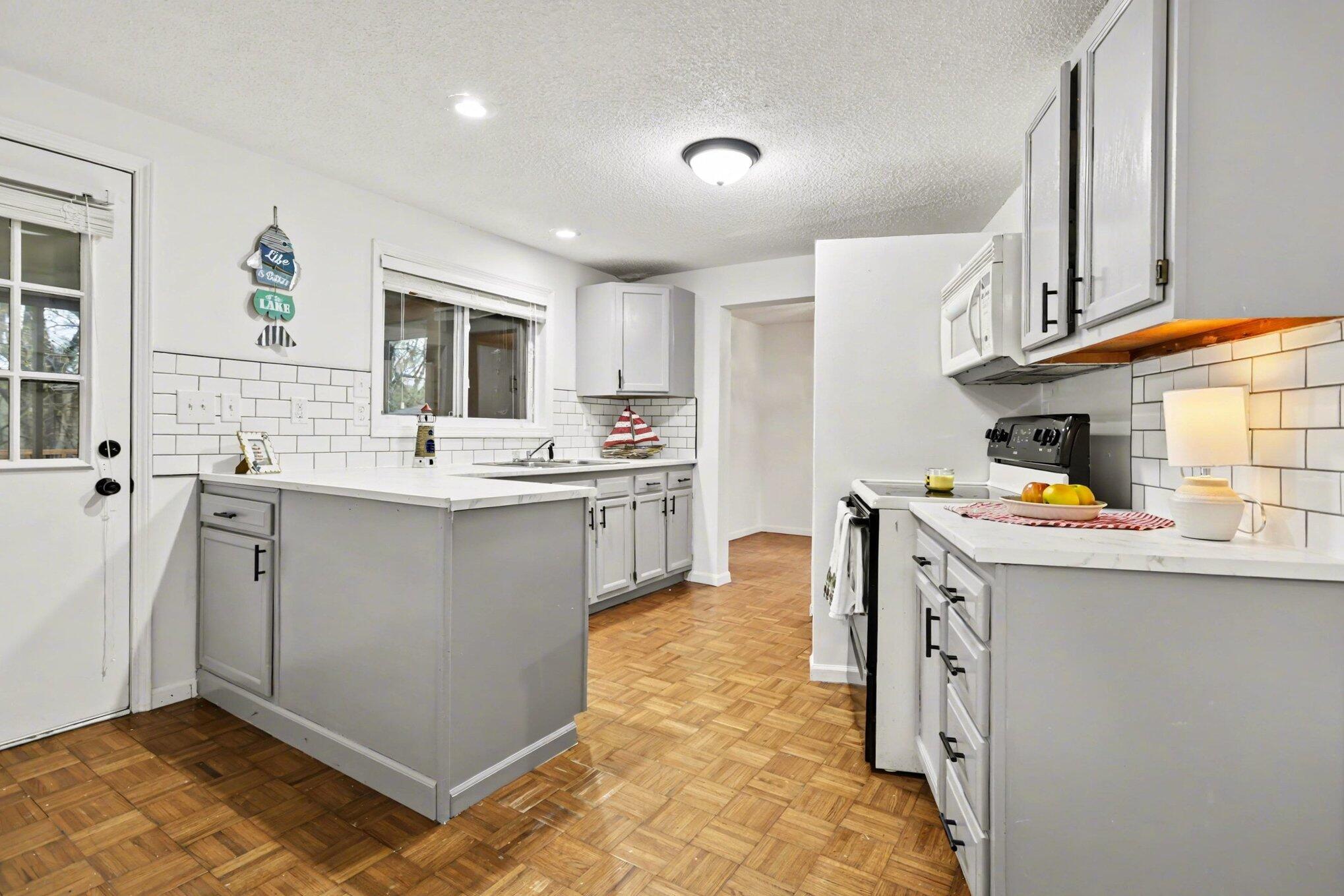 33320 Ridenour Road Dowagiac MI 49047