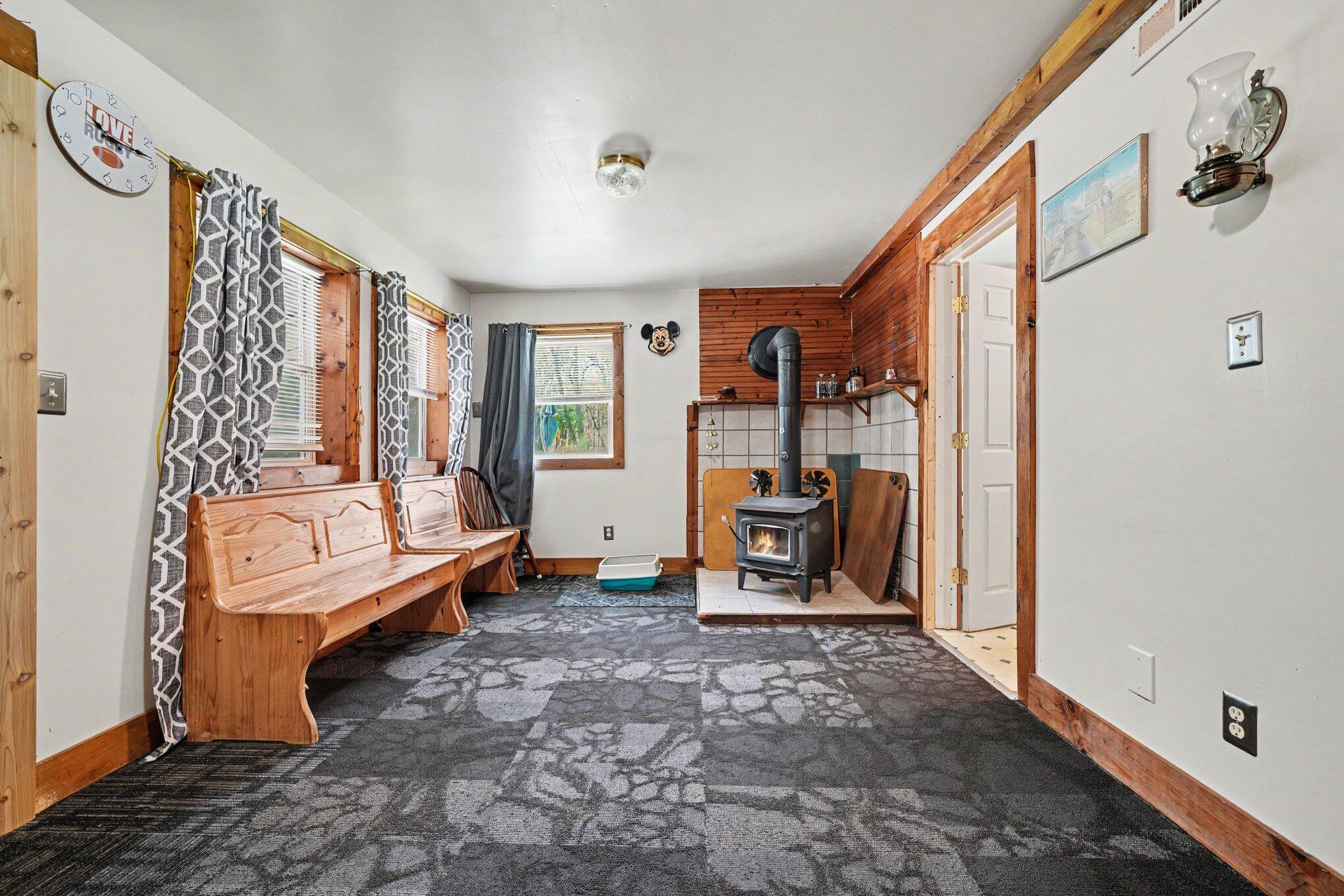 4270 Chamberlain Road Buchanan MI 49107