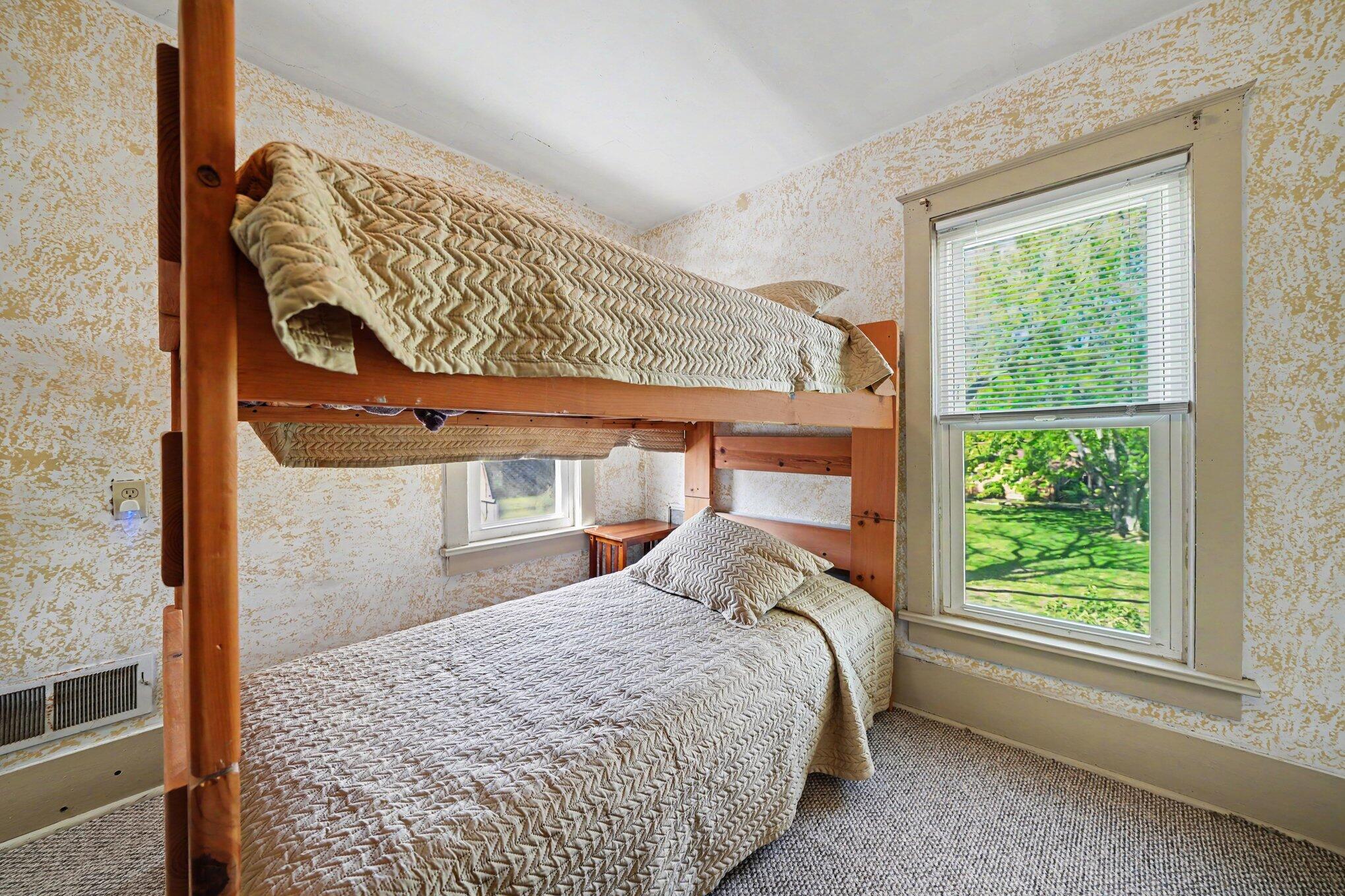 4270 Chamberlain Road Buchanan MI 49107