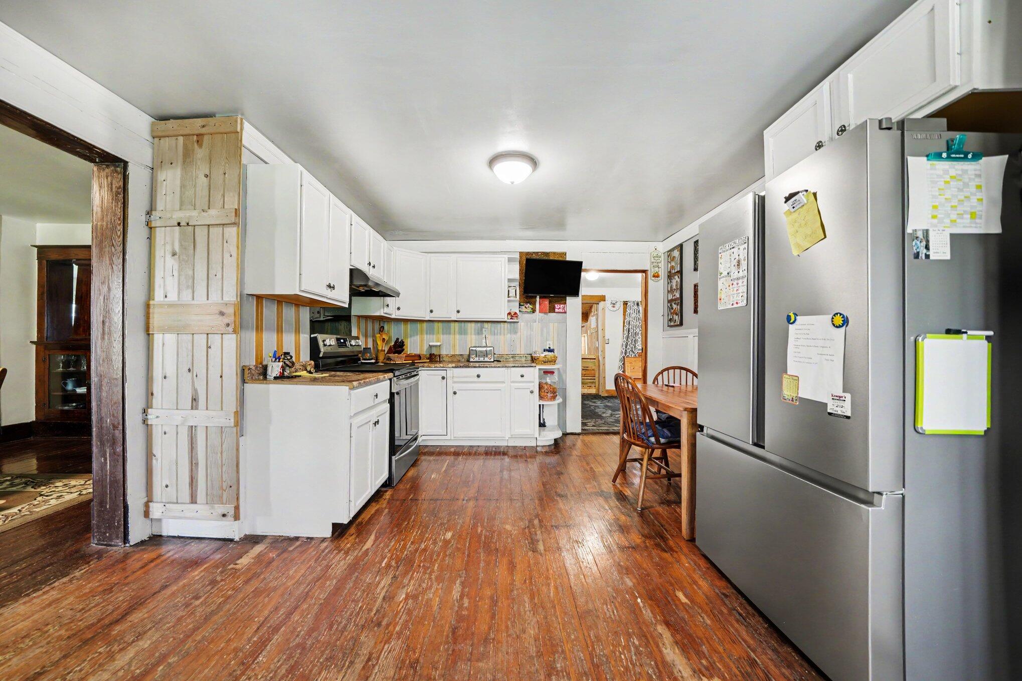 4270 Chamberlain Road Buchanan MI 49107