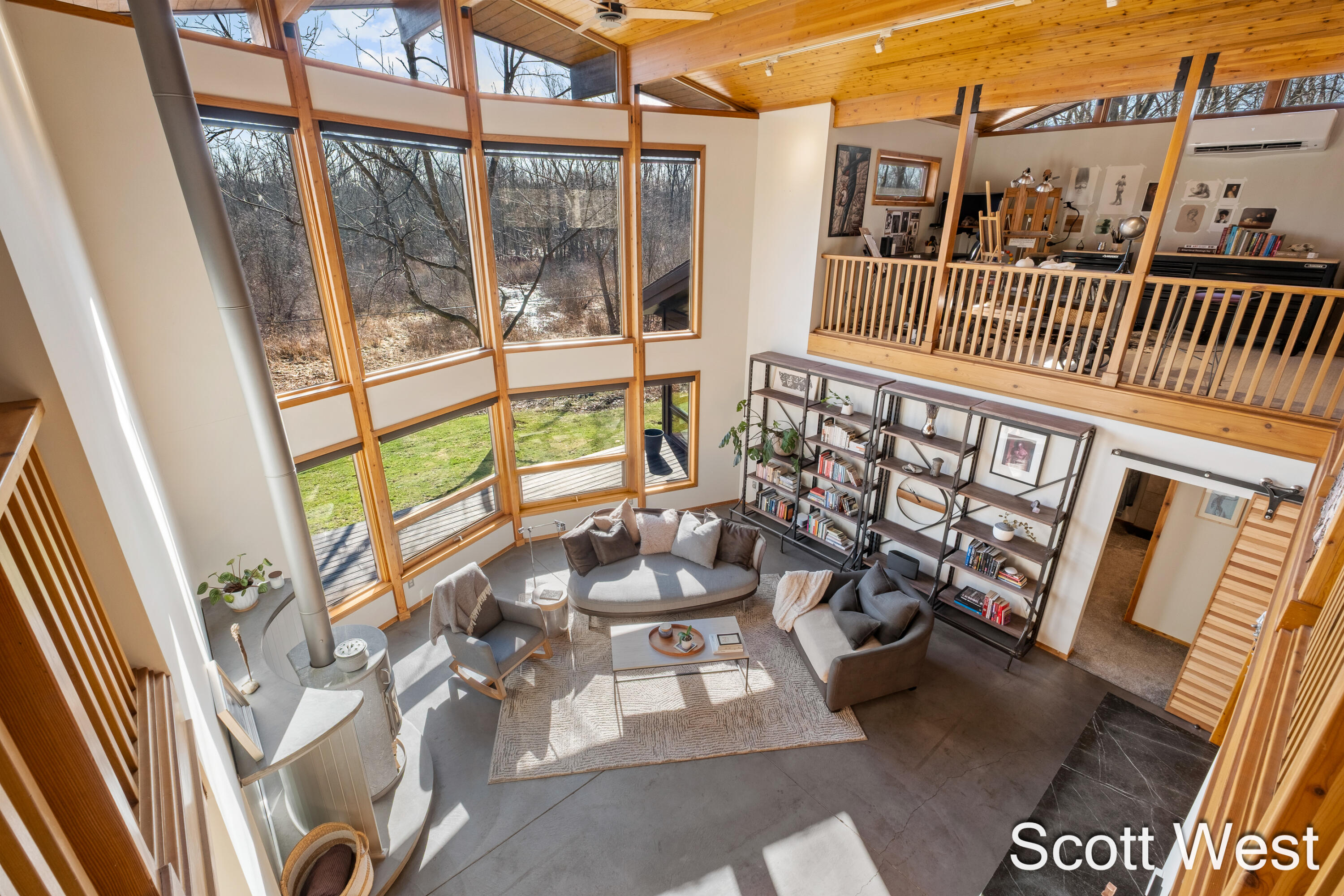 2870 Grand River Drive NE Grand Rapids MI 49525