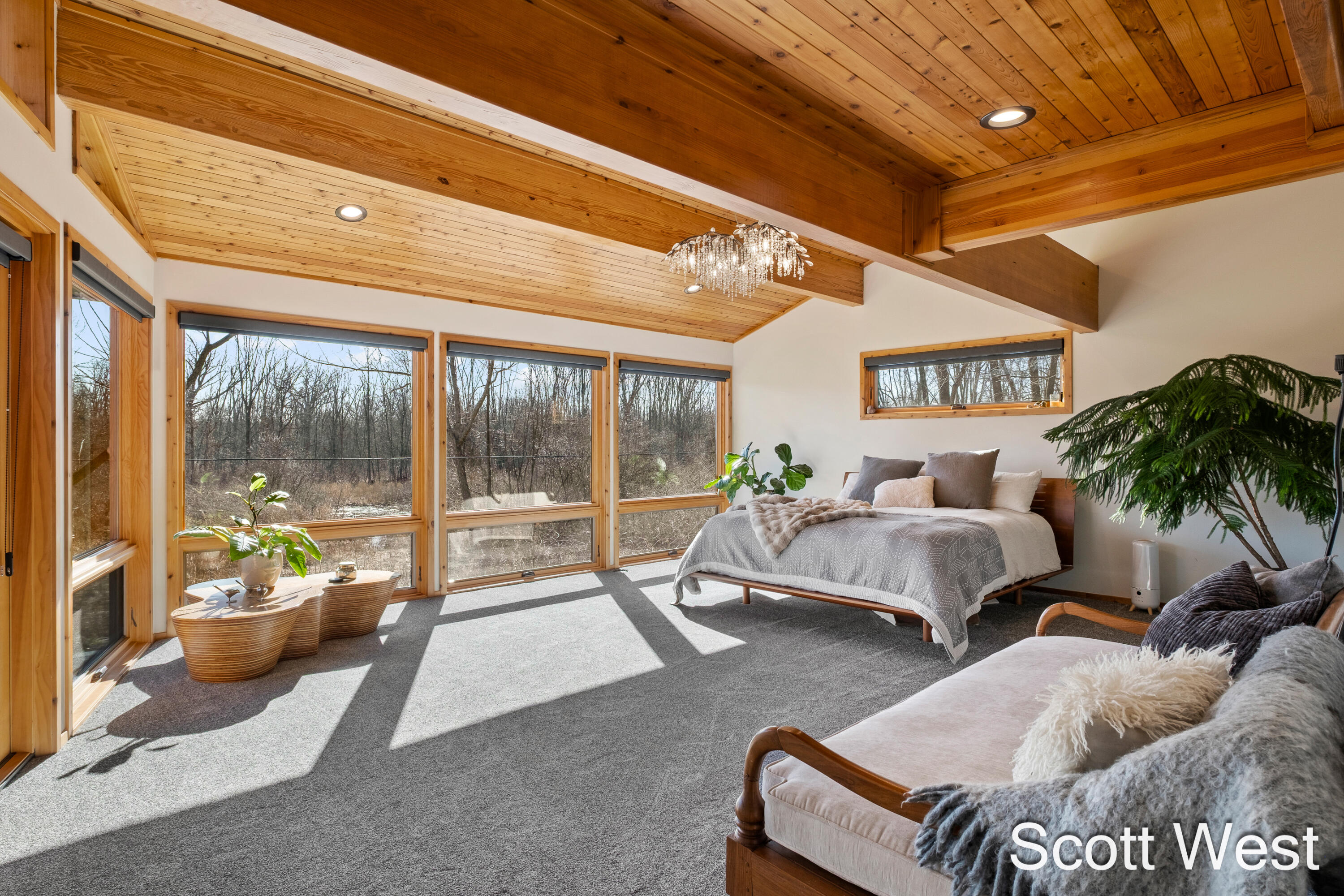 2870 Grand River Drive NE Grand Rapids MI 49525