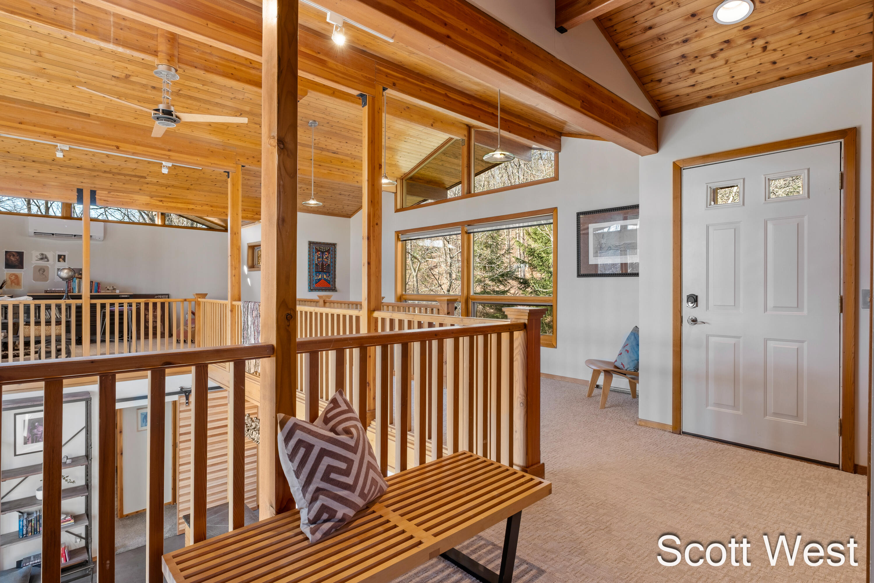 2870 Grand River Drive NE Grand Rapids MI 49525