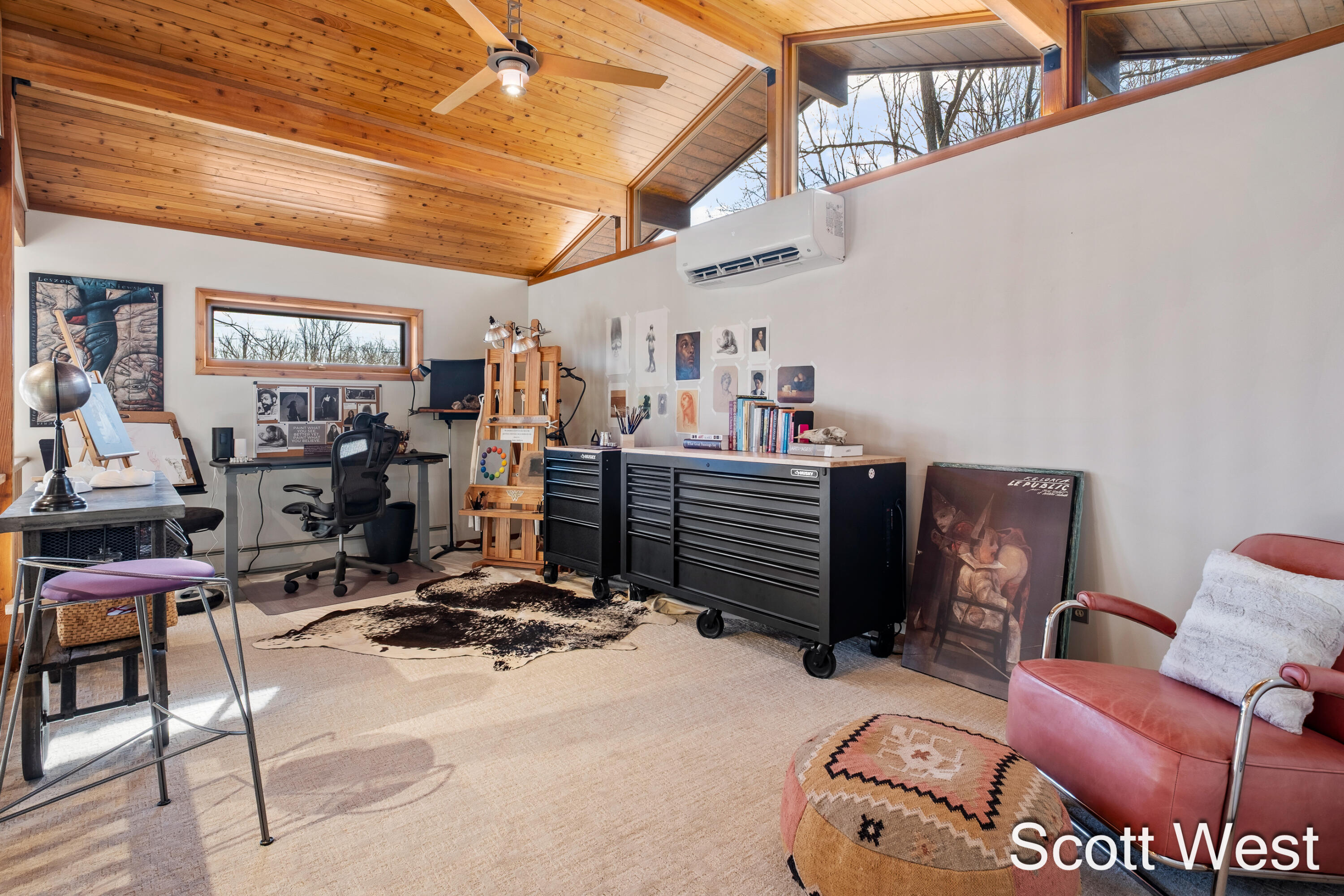 2870 Grand River Drive NE Grand Rapids MI 49525
