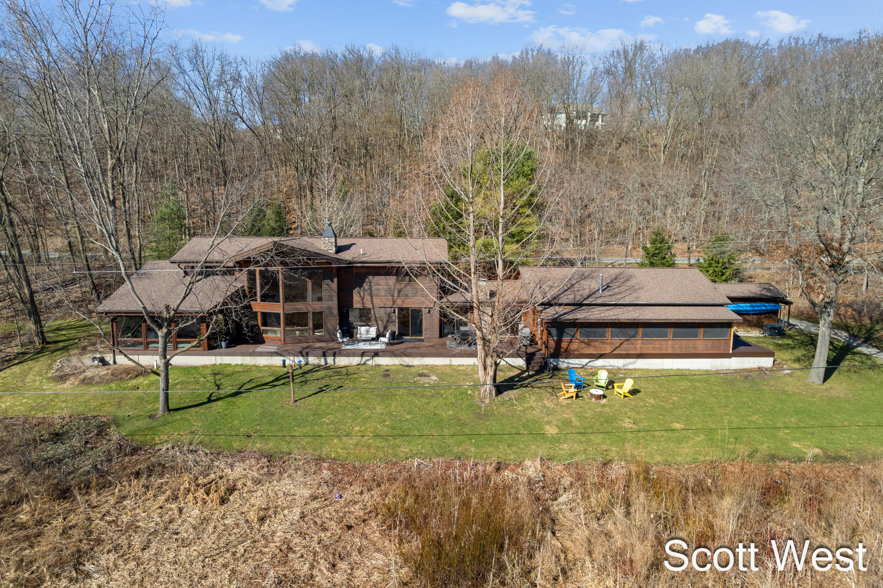 2870 Grand River Drive NE Grand Rapids MI 49525