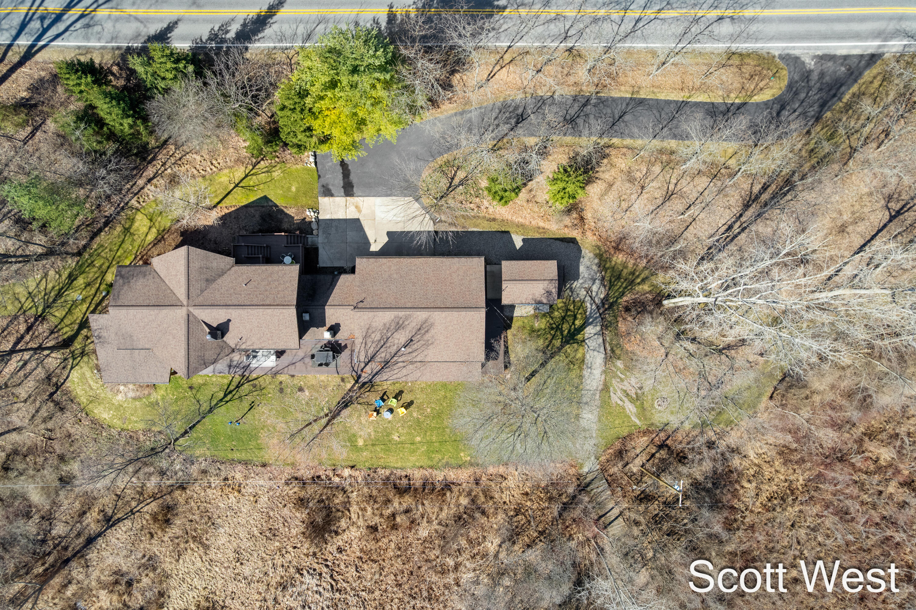 2870 Grand River Drive NE Grand Rapids MI 49525