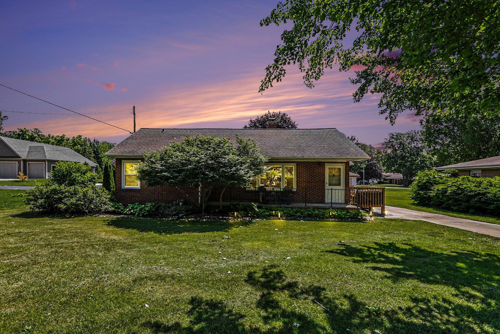 5209 S Roosevelt Road Stevensville MI 49127