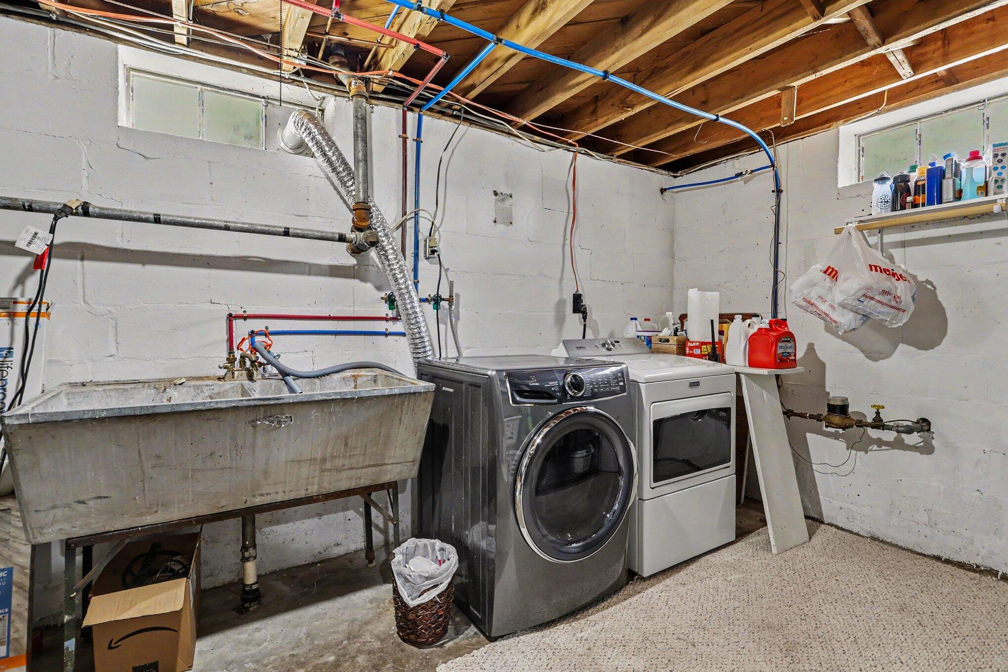 5209 S Roosevelt Road Stevensville MI 49127