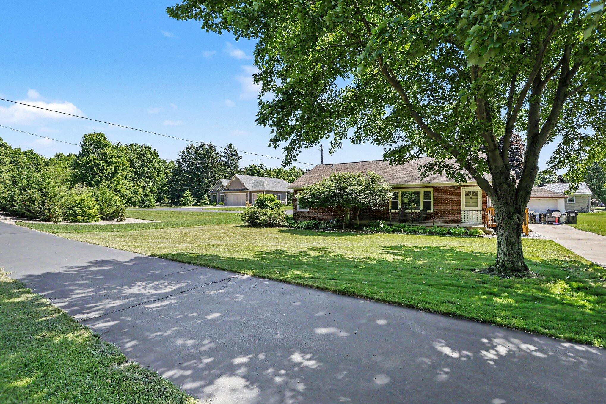 5209 S Roosevelt Road Stevensville MI 49127
