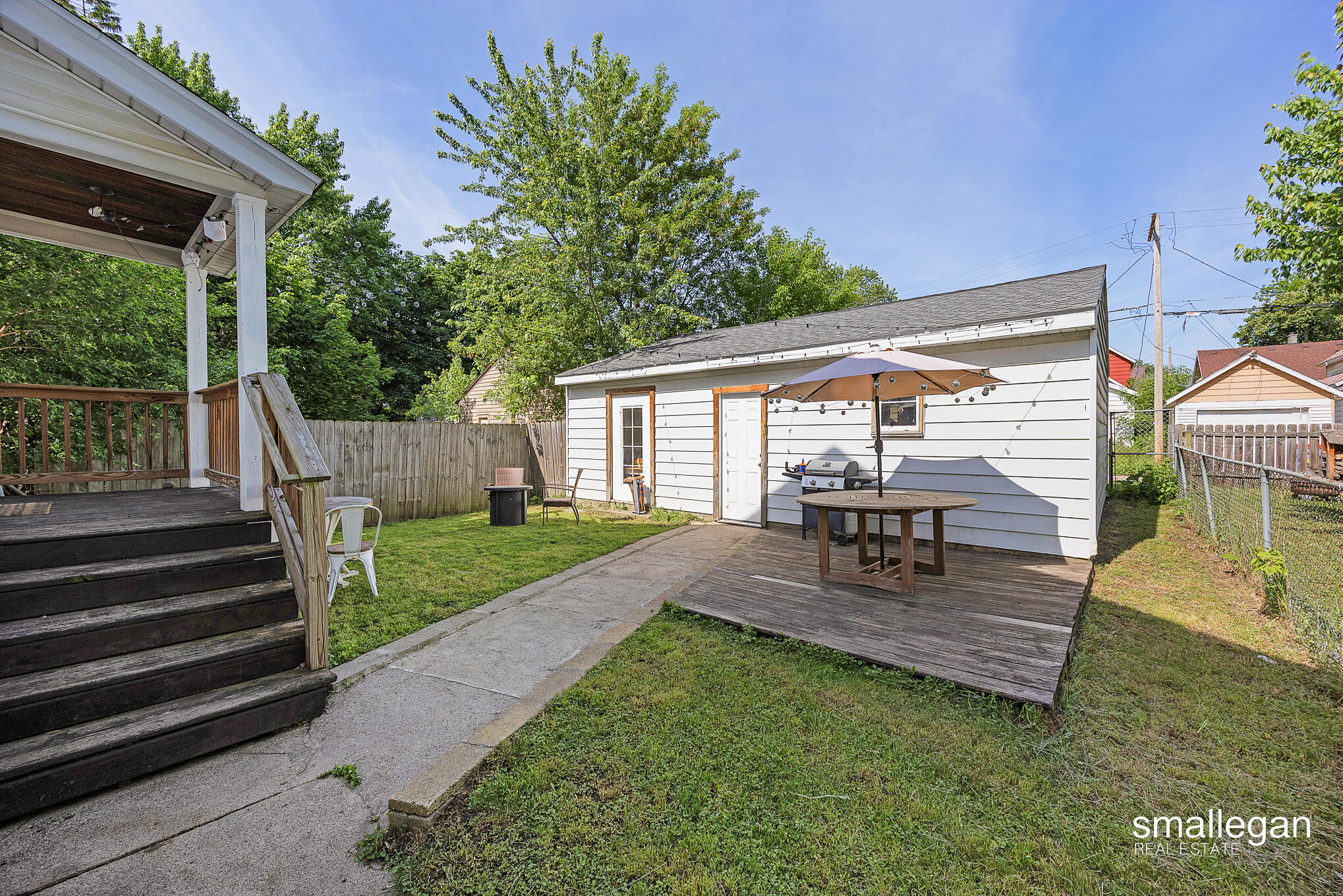 1321 Davis Avenue NW Grand Rapids MI 49504
