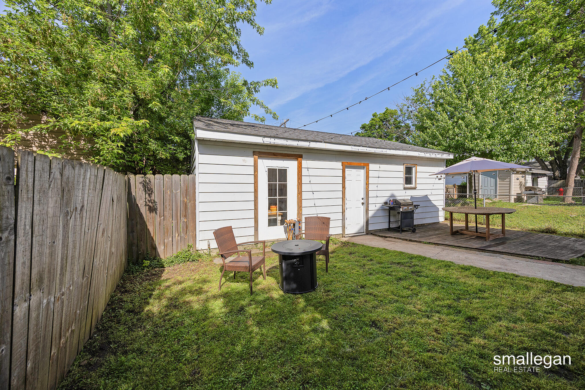1321 Davis Avenue NW Grand Rapids MI 49504