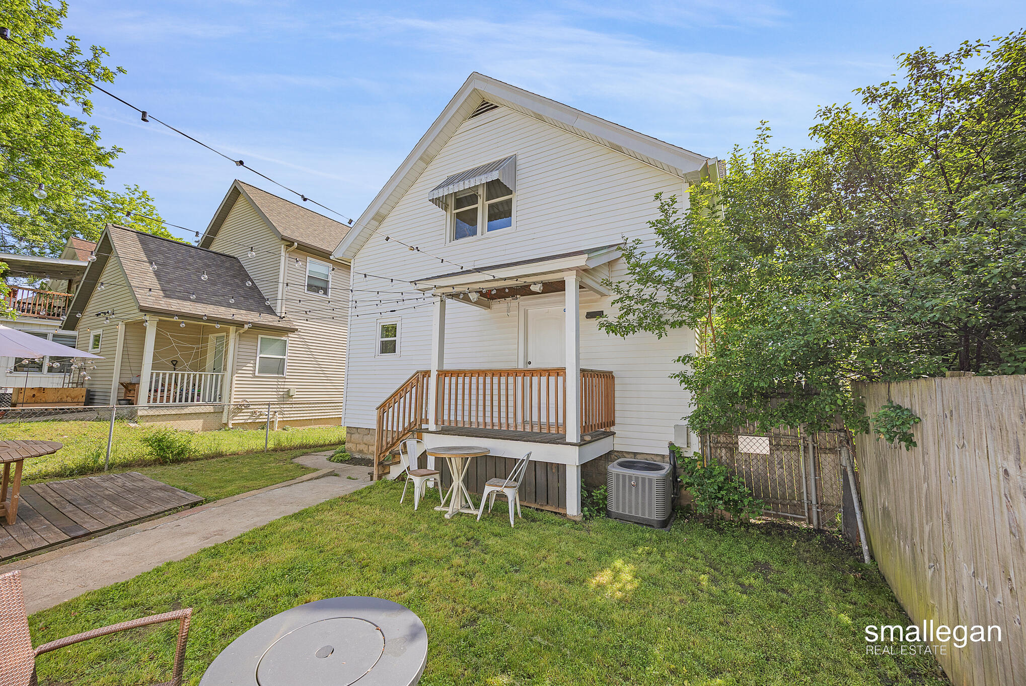 1321 Davis Avenue NW Grand Rapids MI 49504