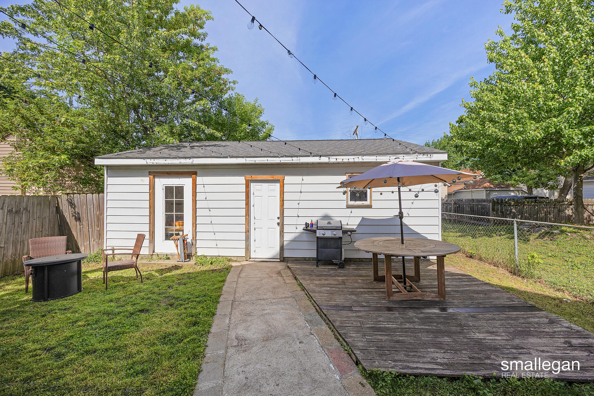 1321 Davis Avenue NW Grand Rapids MI 49504