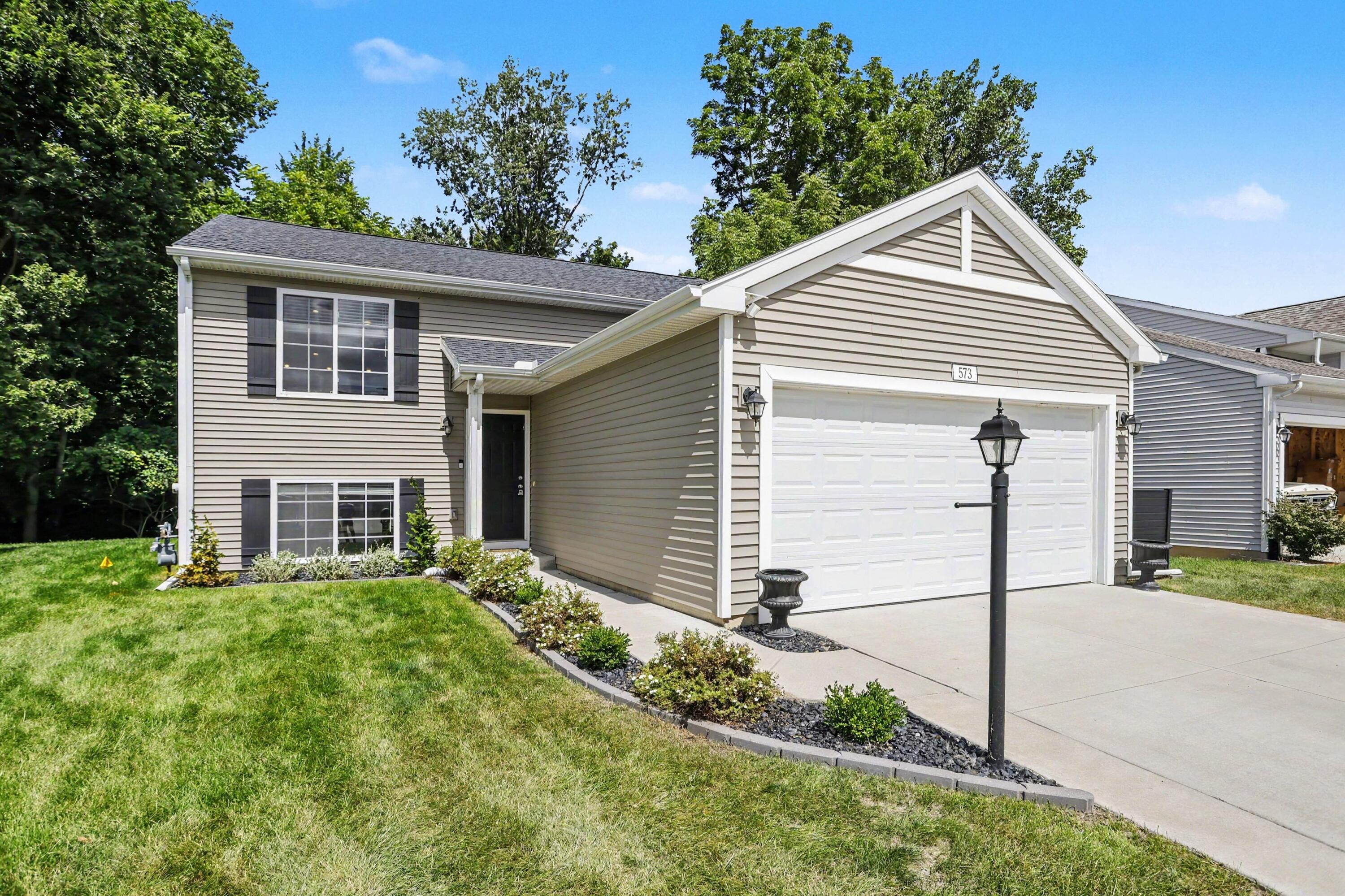 573 N Cygnet Lake Drive Benton Harbor MI 49022