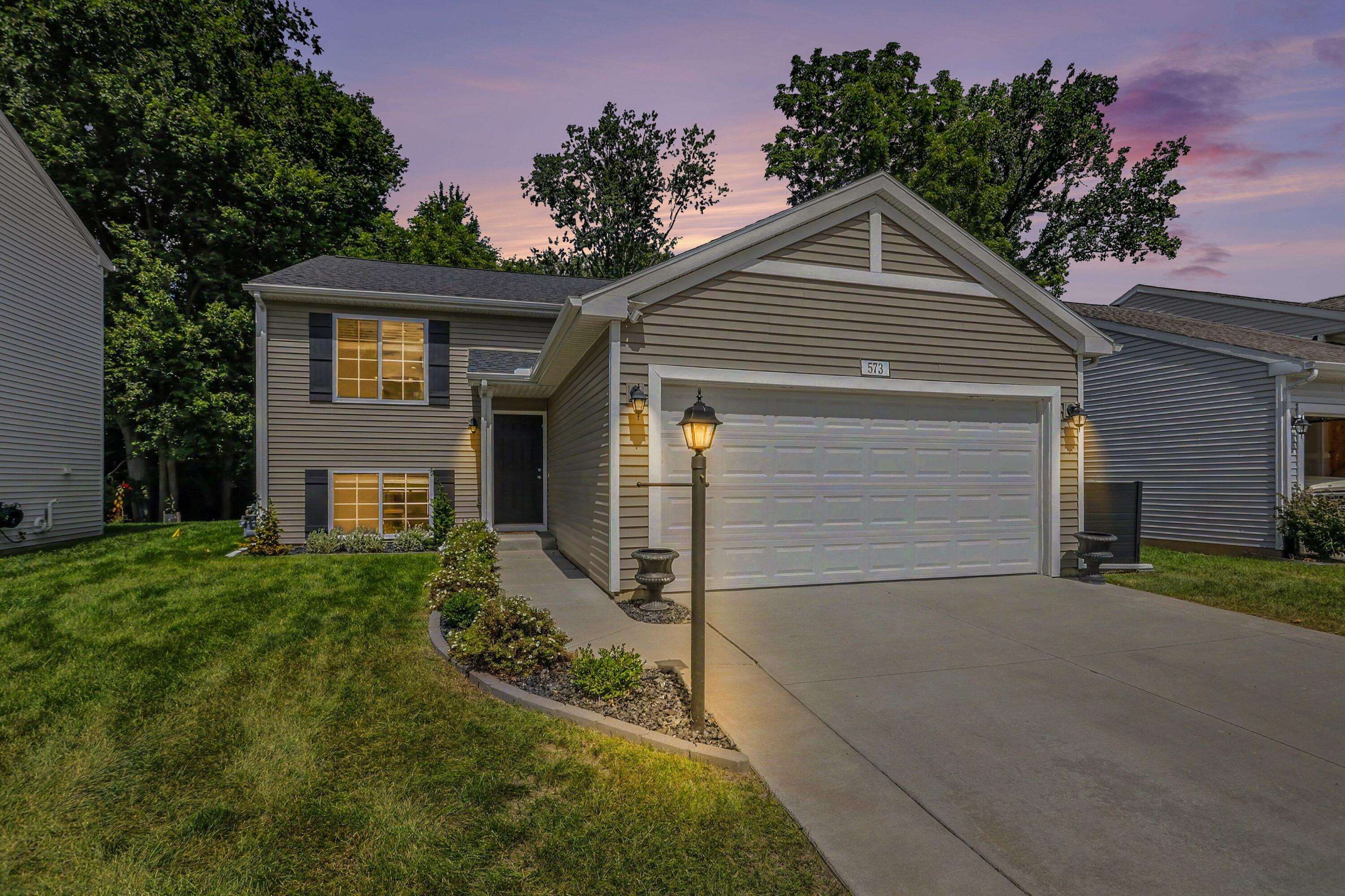 573 N Cygnet Lake Drive Benton Harbor MI 49022