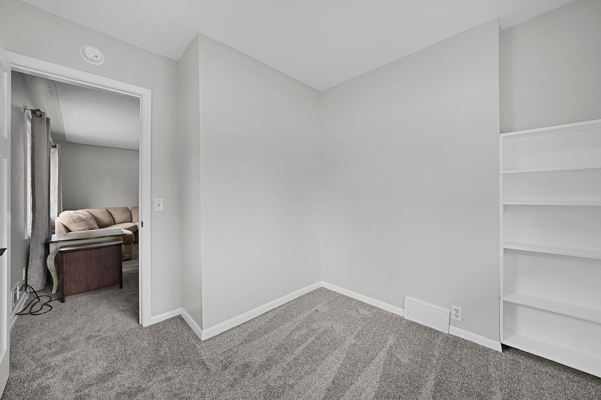 1605 Bridge Street NW Grand Rapids MI 49504