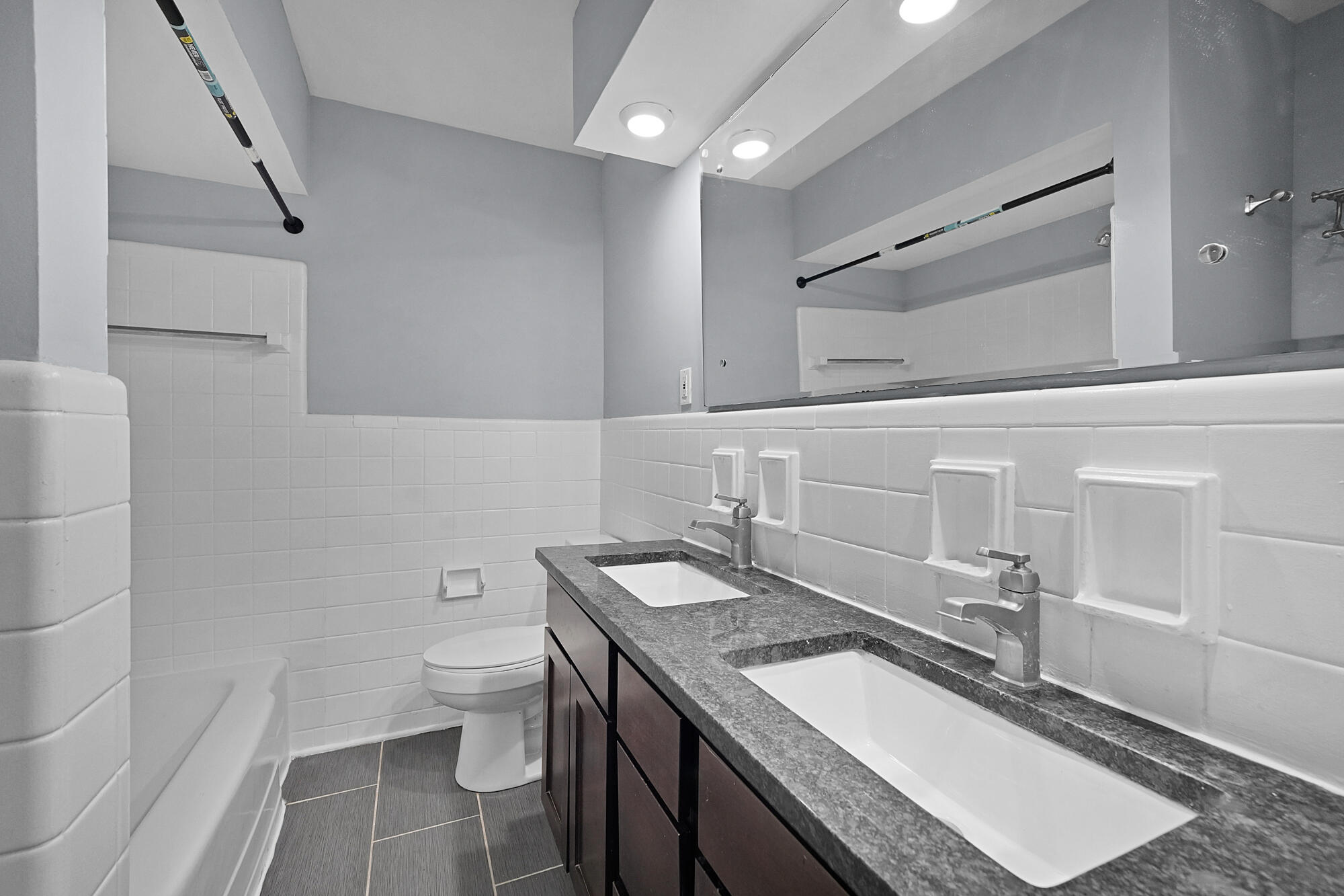 1605 Bridge Street NW Grand Rapids MI 49504