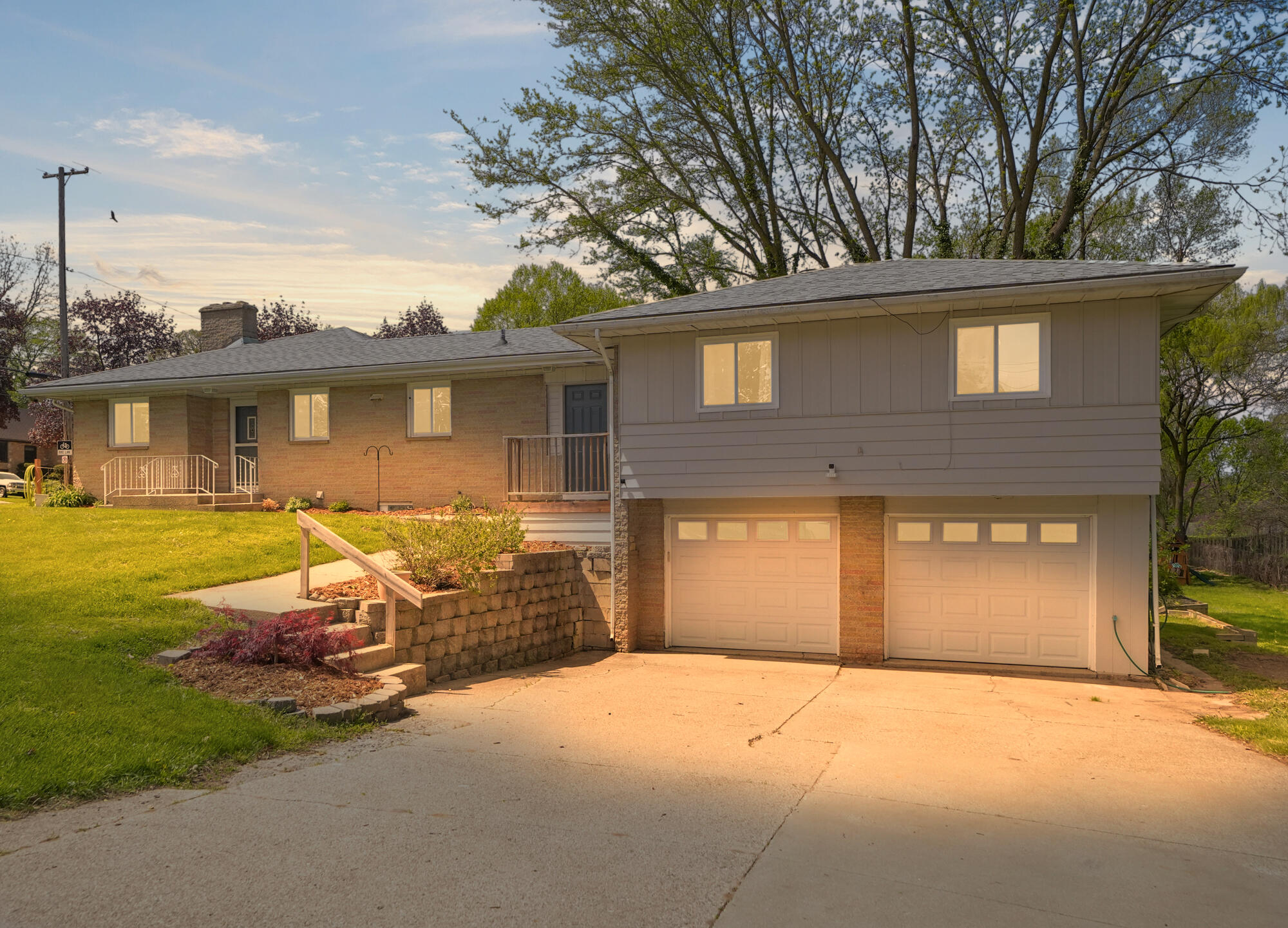 1605 Bridge Street NW Grand Rapids MI 49504