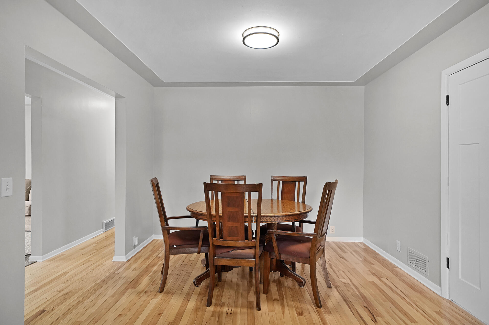 1605 Bridge Street NW Grand Rapids MI 49504