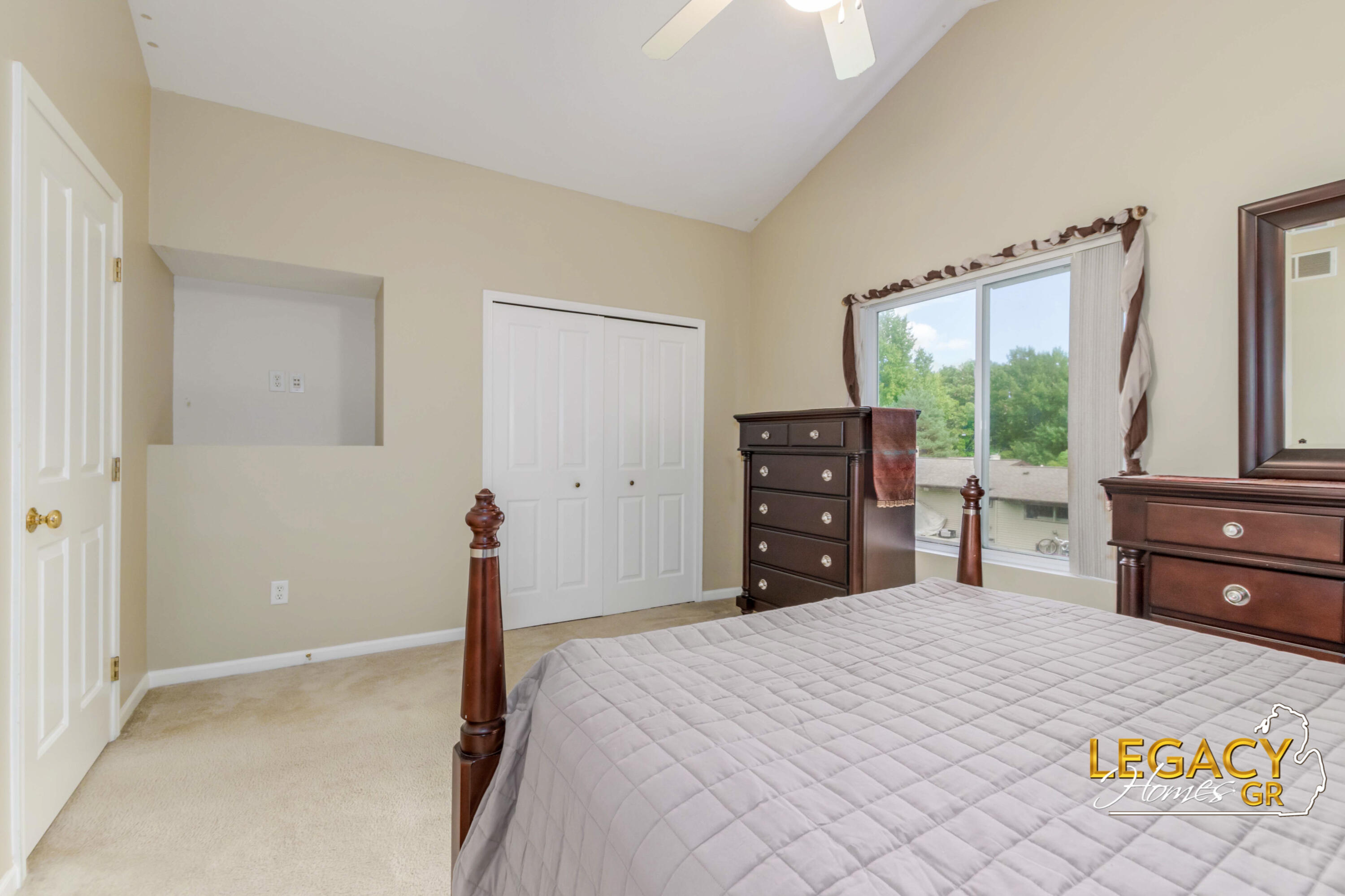 2958 Woodside Avenue SE Grand Rapids MI 49508