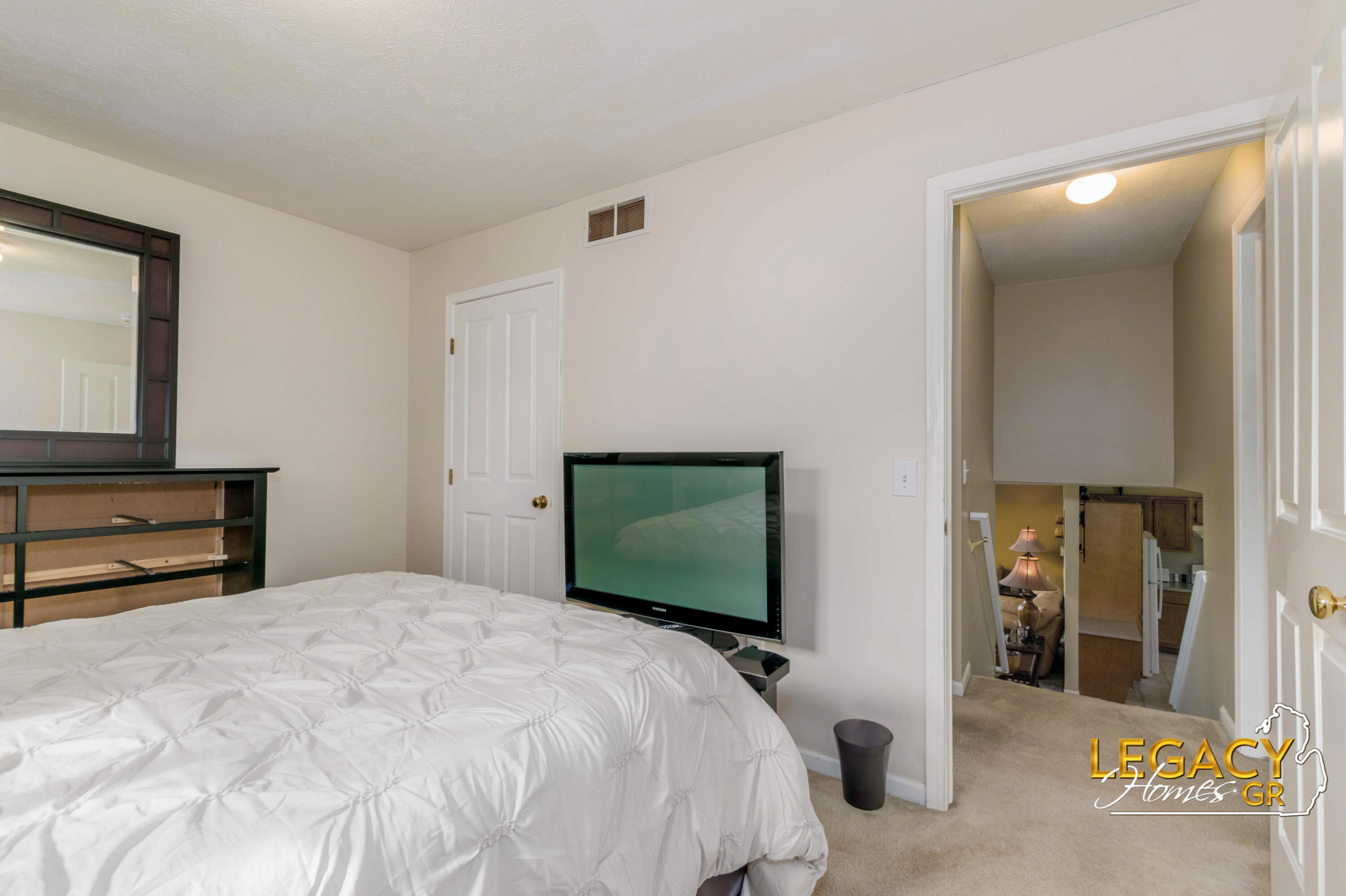 2958 Woodside Avenue SE Grand Rapids MI 49508