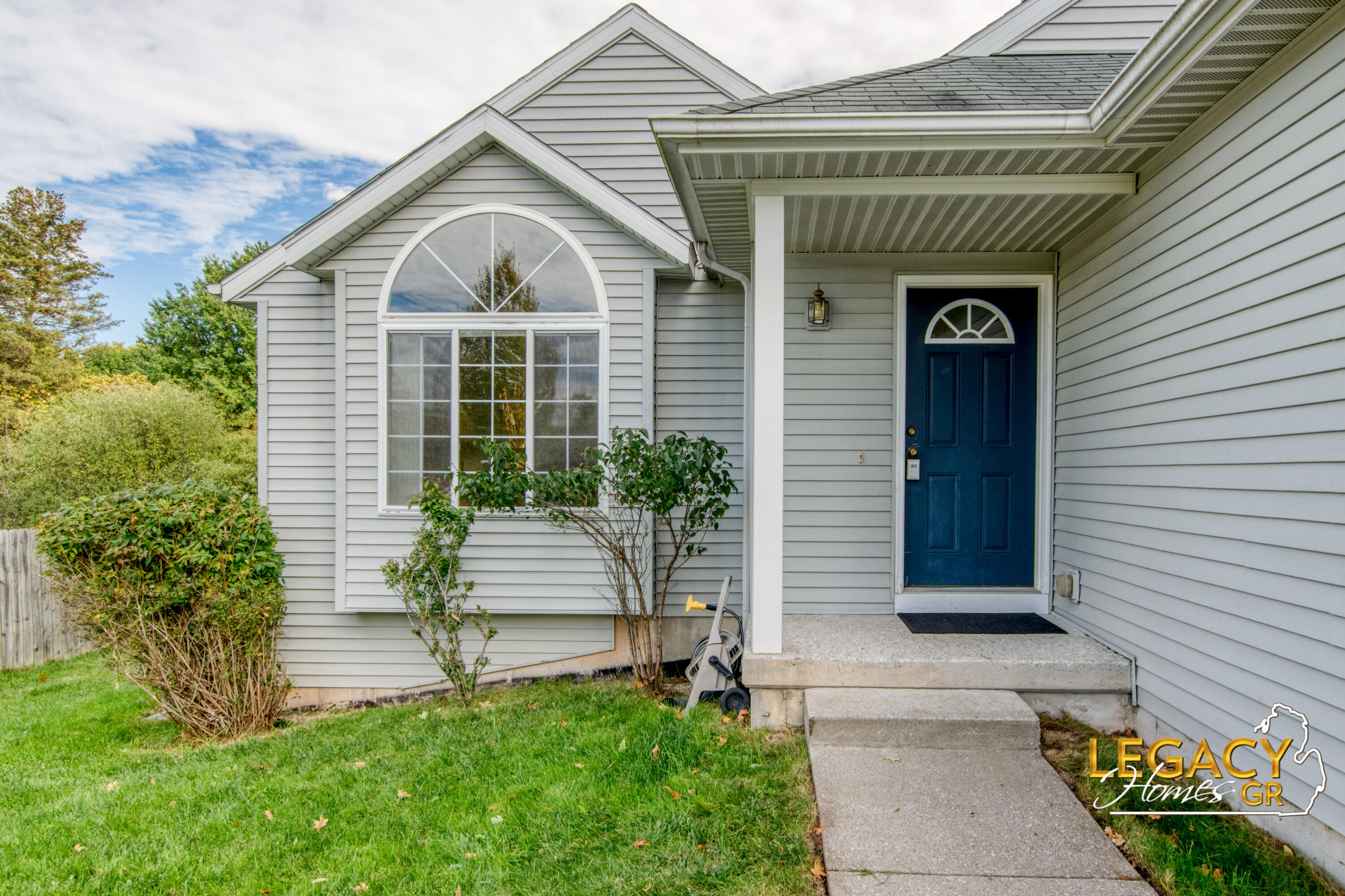 2958 Woodside Avenue SE Grand Rapids MI 49508