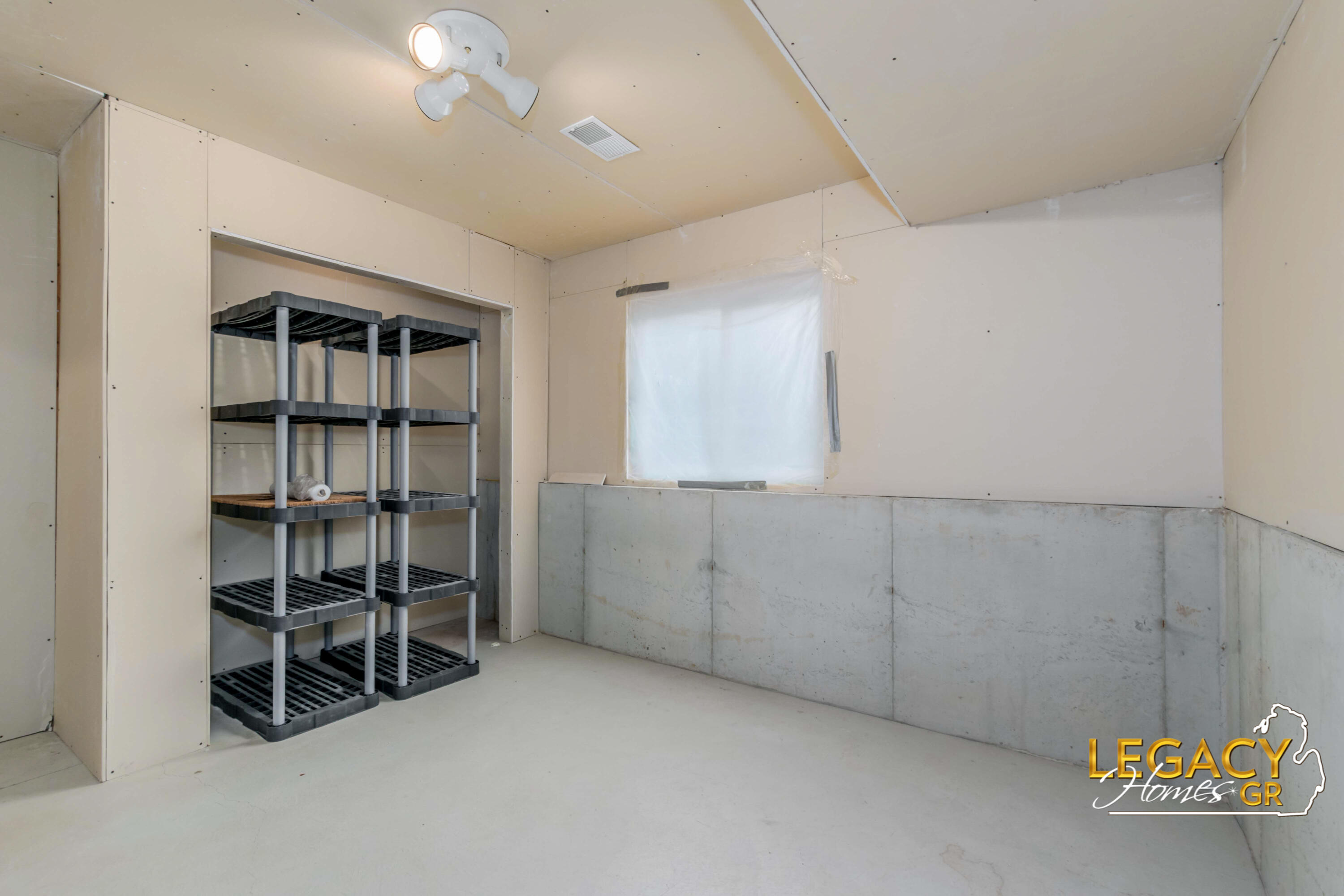 2958 Woodside Avenue SE Grand Rapids MI 49508