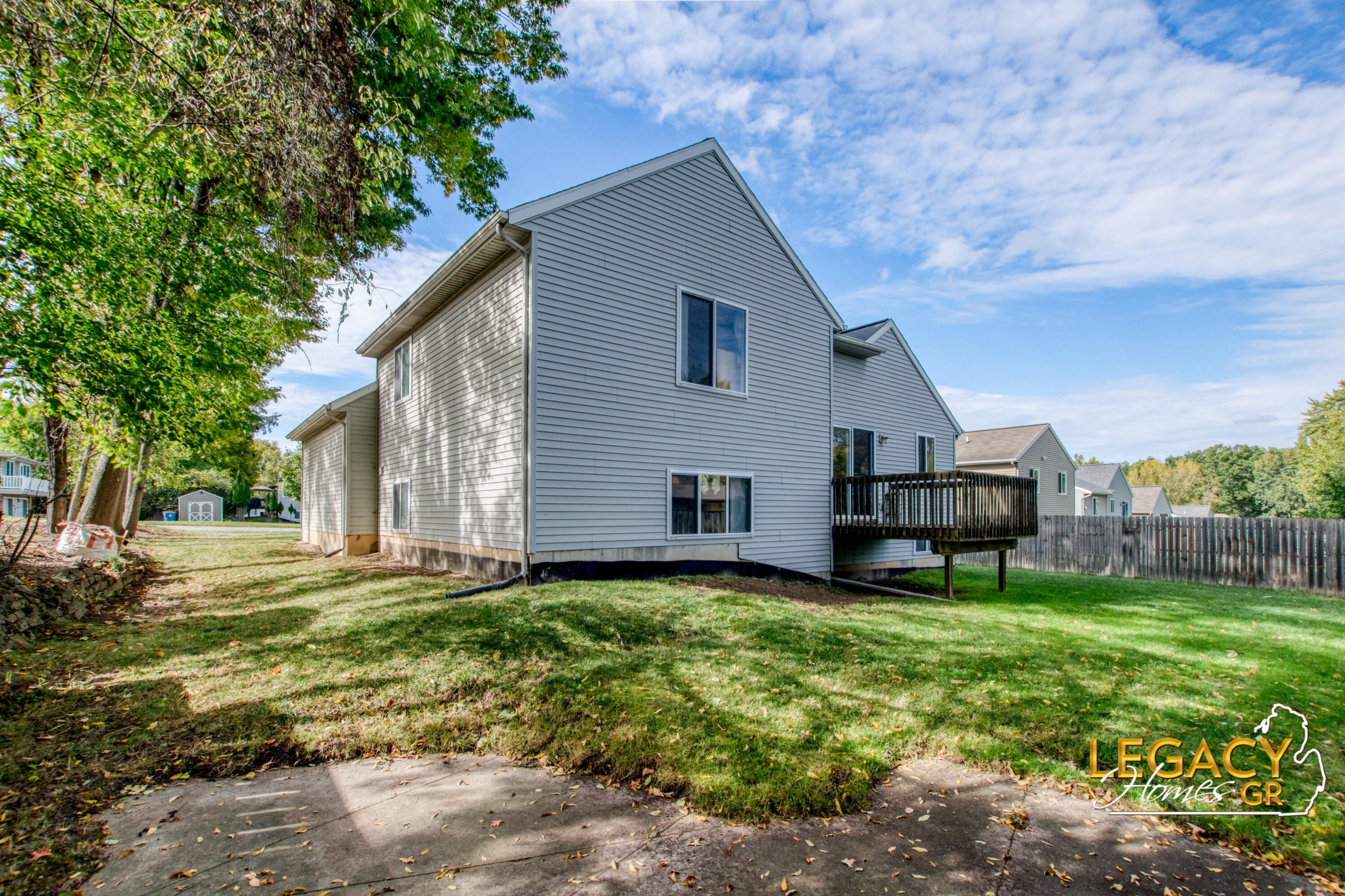 2958 Woodside Avenue SE Grand Rapids MI 49508